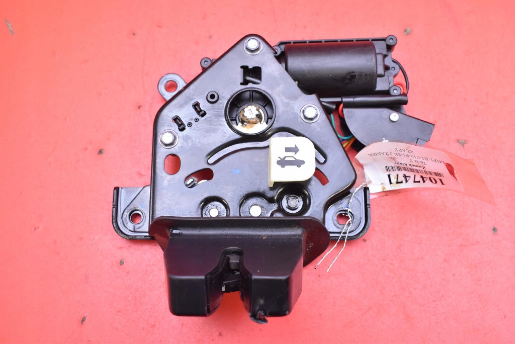 lock bonnet rear part boot 1500604-CN-B TESLA MODEL Y 20