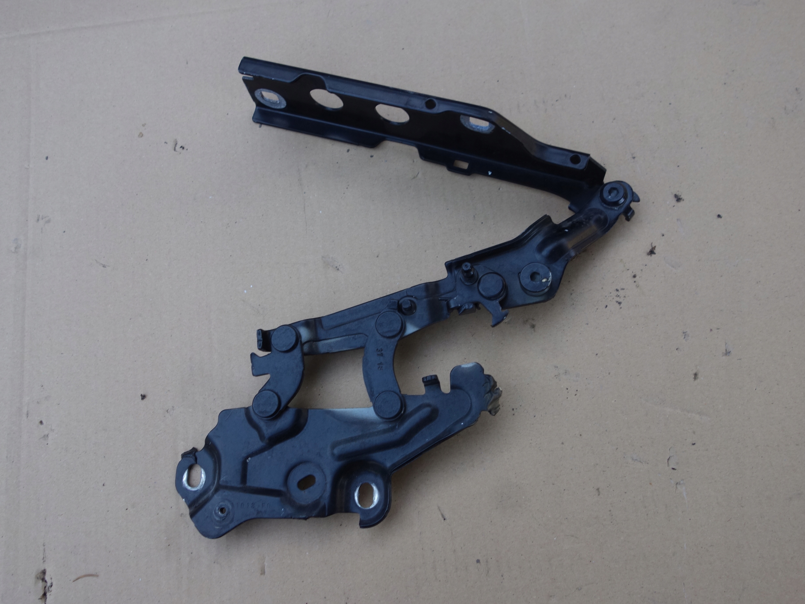 ZAWIASY MASKI AUDI A6 C8 4K0 PRAWY PRZÓD