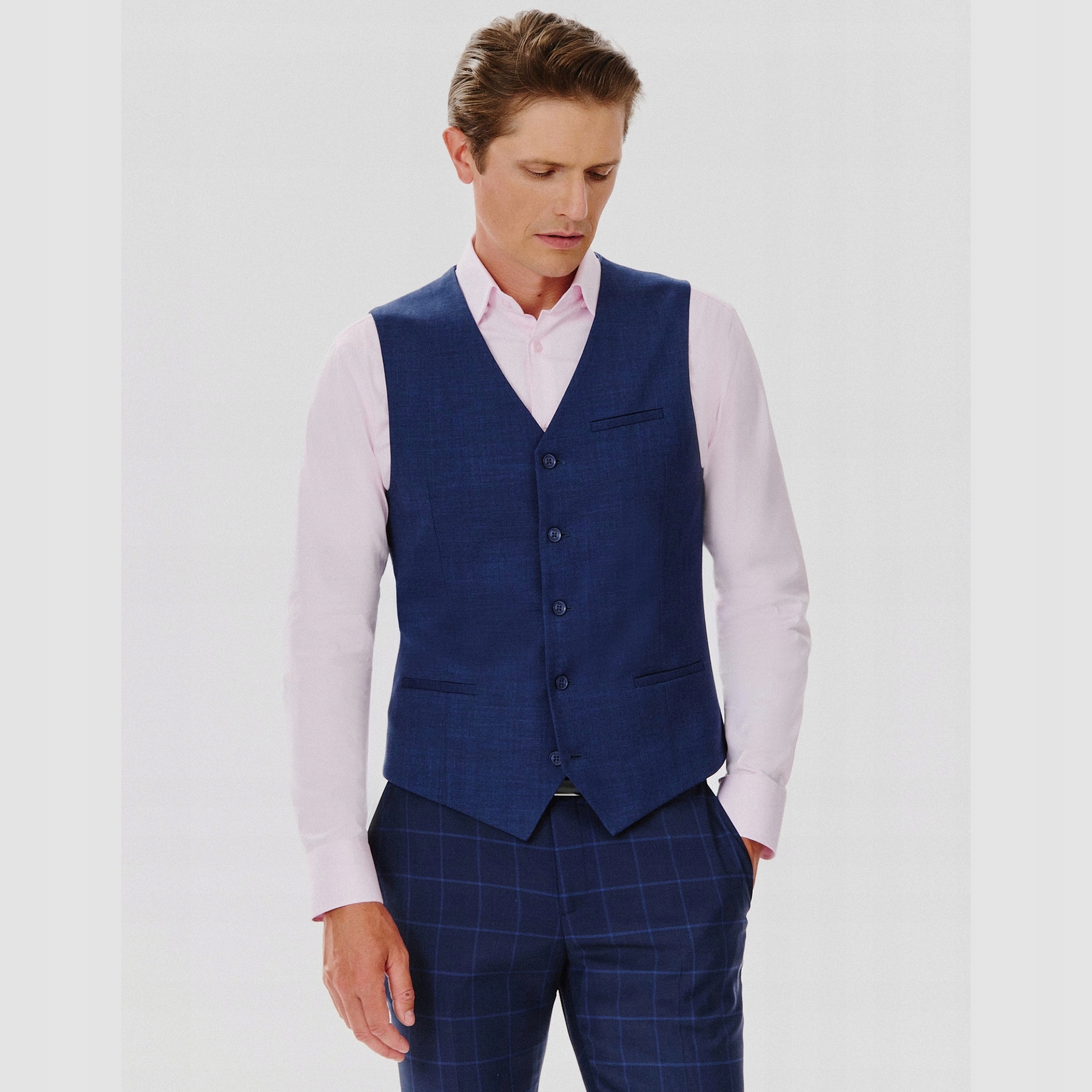 Tmavě modrá pánská jednořadá vesta Pako Lorente vel 48