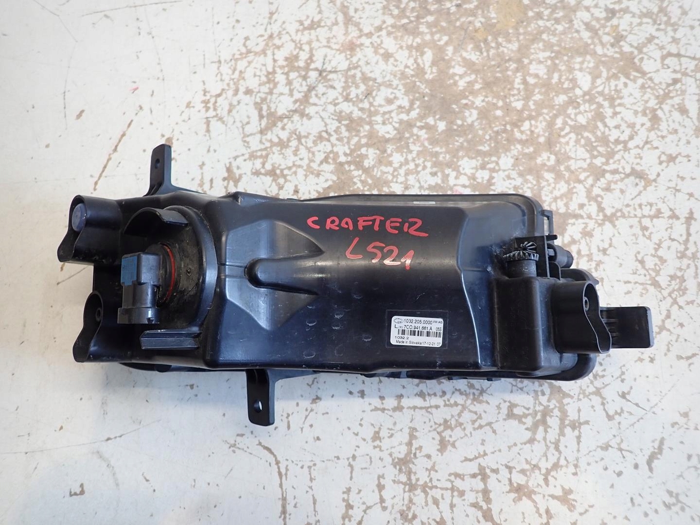 NEBELSCHEINWERFER LINKS VW CRAFTER II MAN TGE 17- 7C0941661A