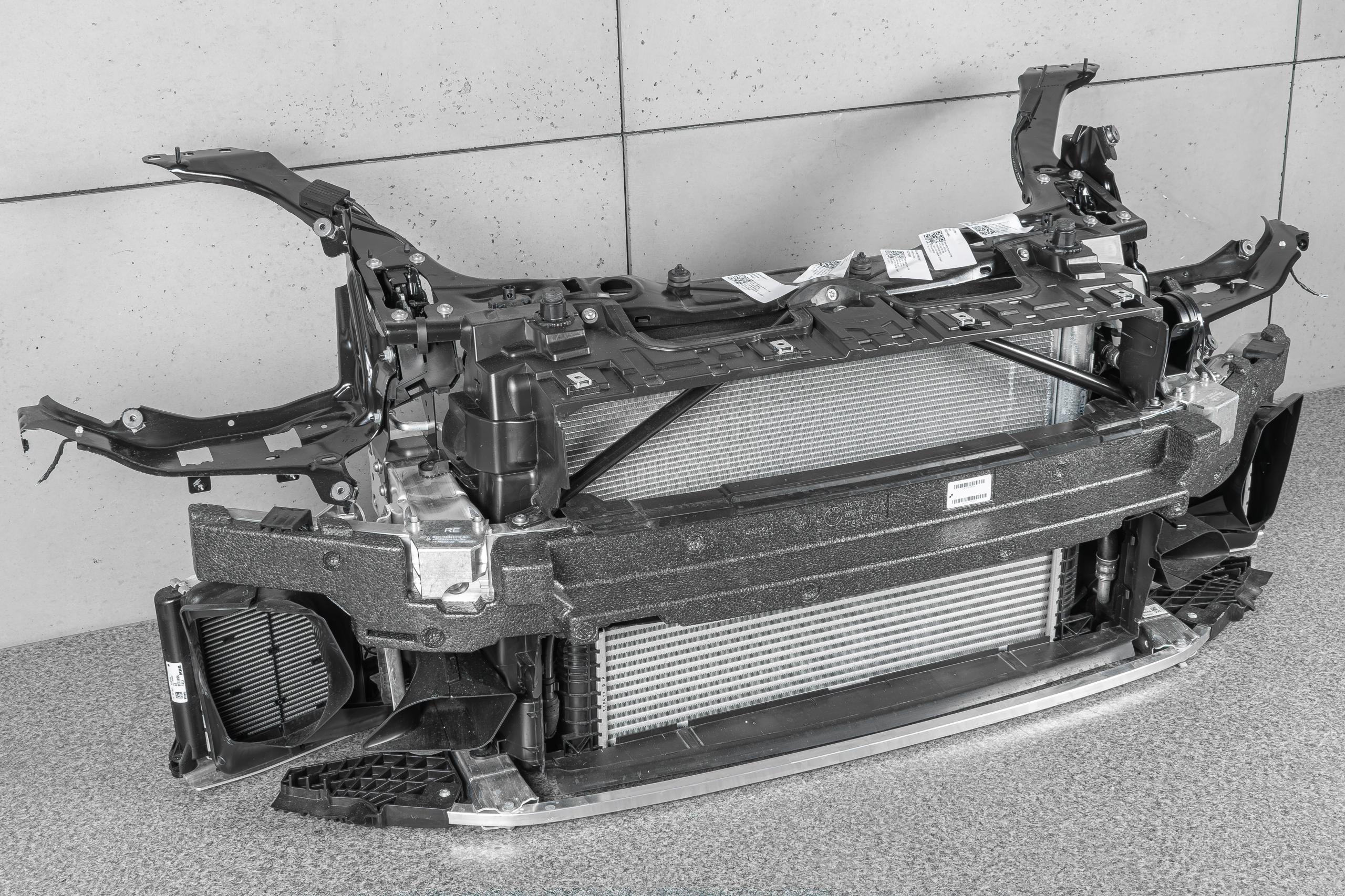 MINI F54 CLUBMAN PAS PRZEDNI WZMOCNIENIE CZOŁOWE JCW COOPER WORKS LIFT LCI Typ samochodu Samochody osobowe