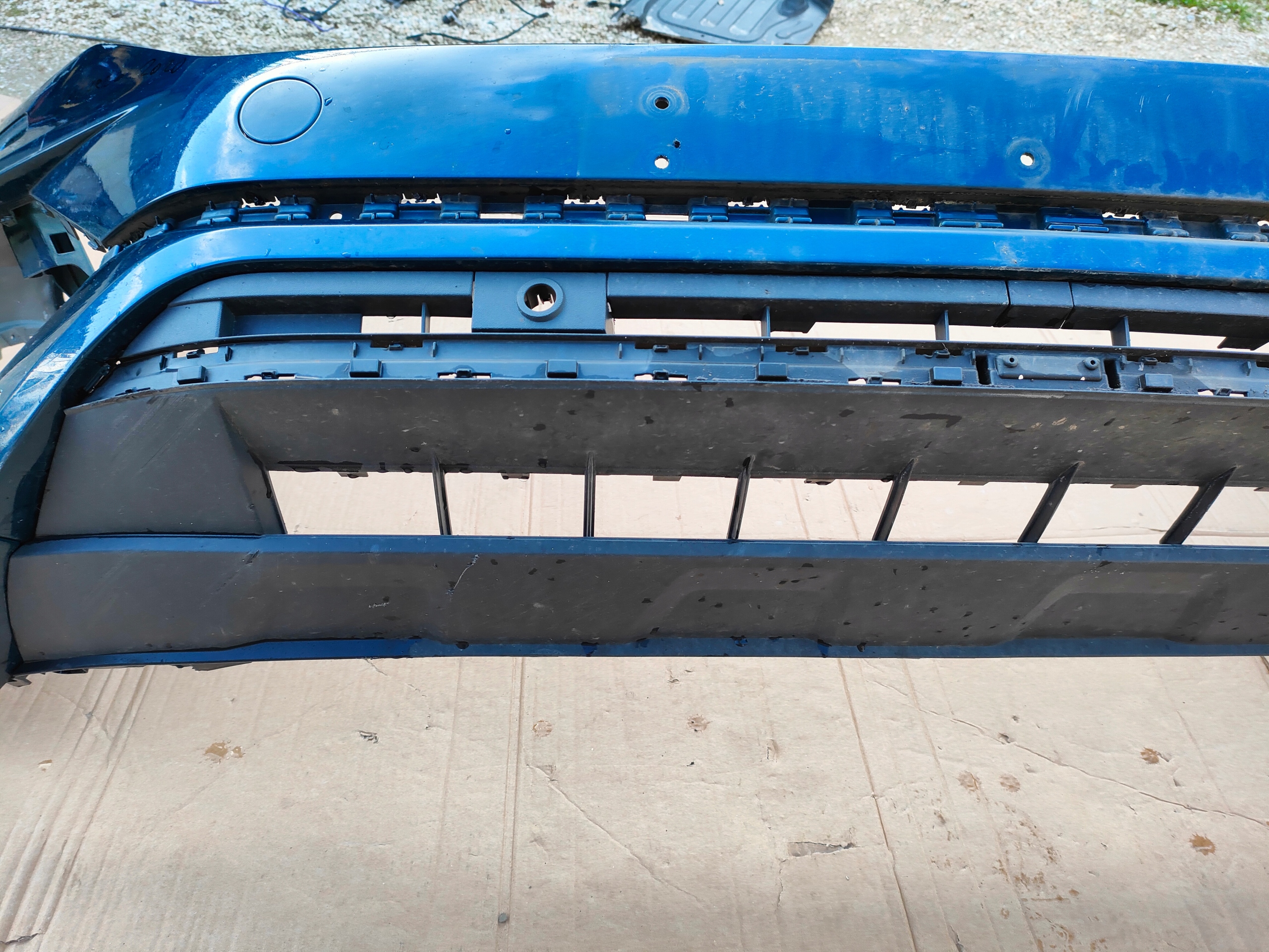 VW TOUAREG 3 III R-LINE front bumper front 760807039