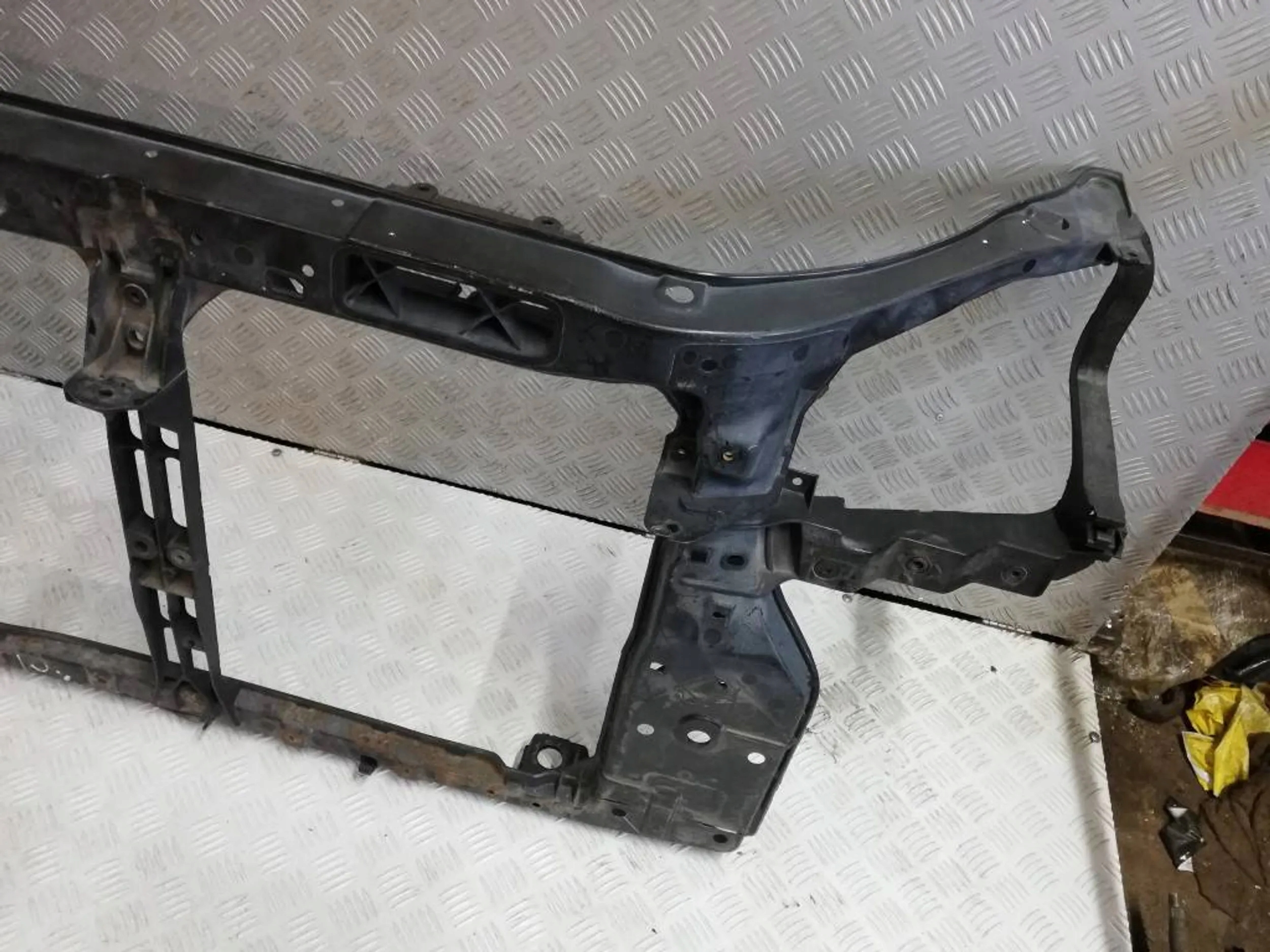 CC Tucson I 2004-2009 PAS PRZEDNI WZMOCNIENIE Typ samochodu Samochody osobowe