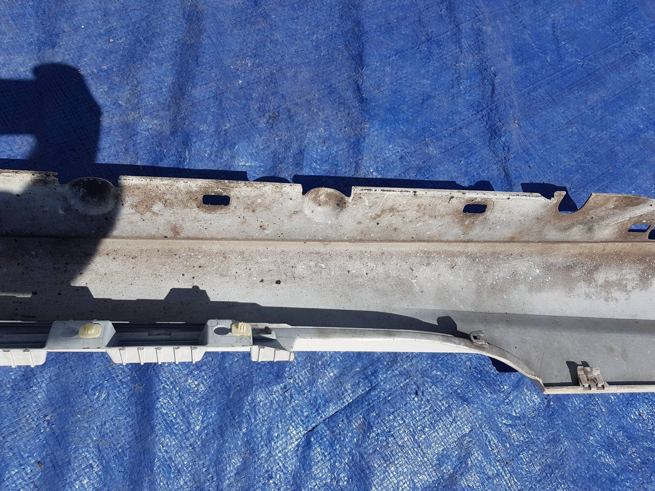 moulding threshold left MERCEDES W207 C207 AMG C650 650