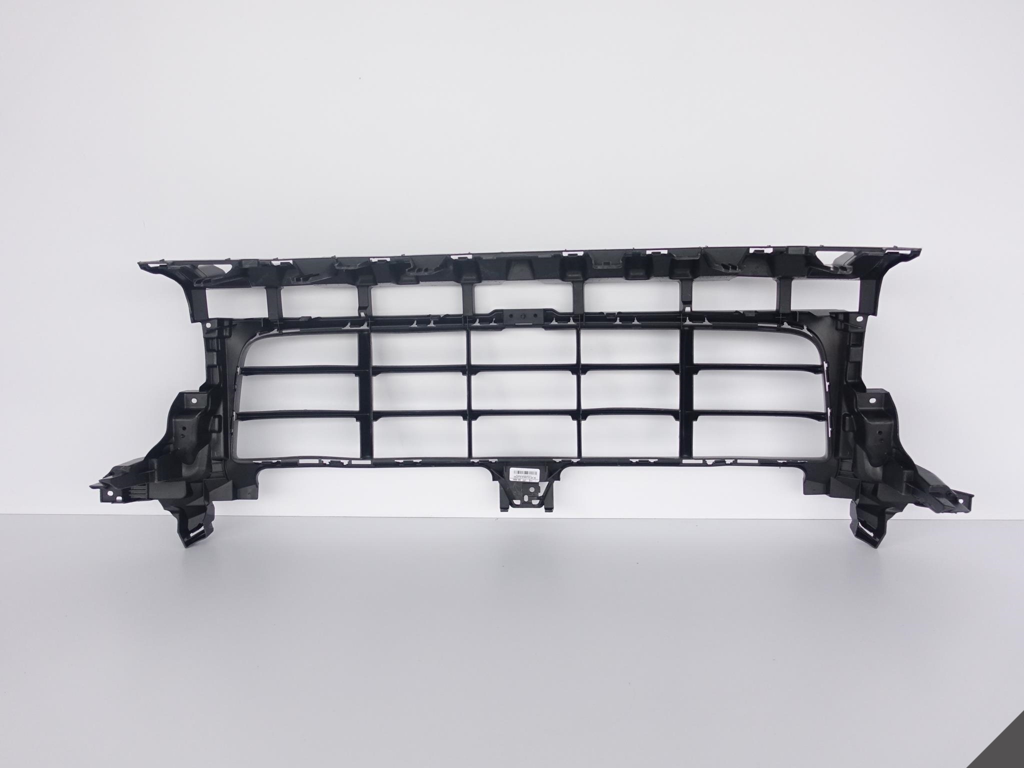 PORSCHE CAYENNE 9Y0 SPORTDESIGN 18 22 KRATKA Color needs painting