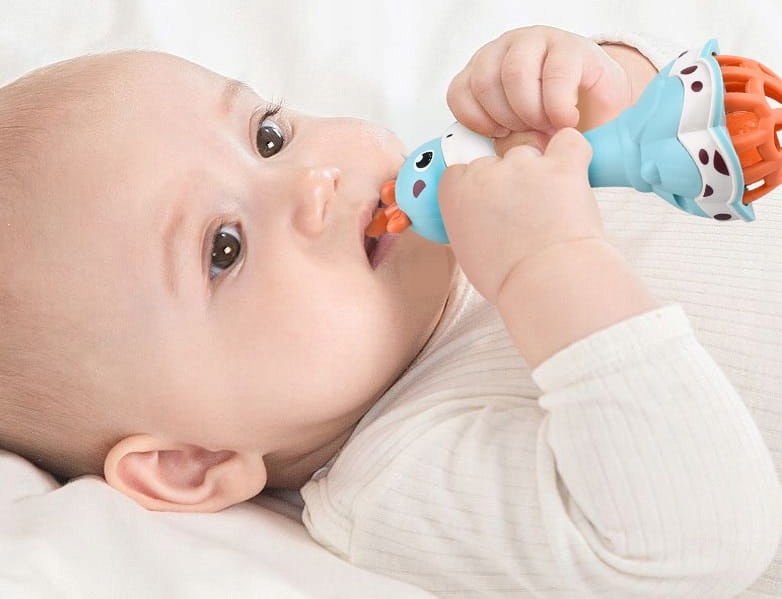 GRZECHOTKA SENSORYCZNA GRYZAK ŚWIATŁO DŹWIĘK 17 CM Materiał plastik