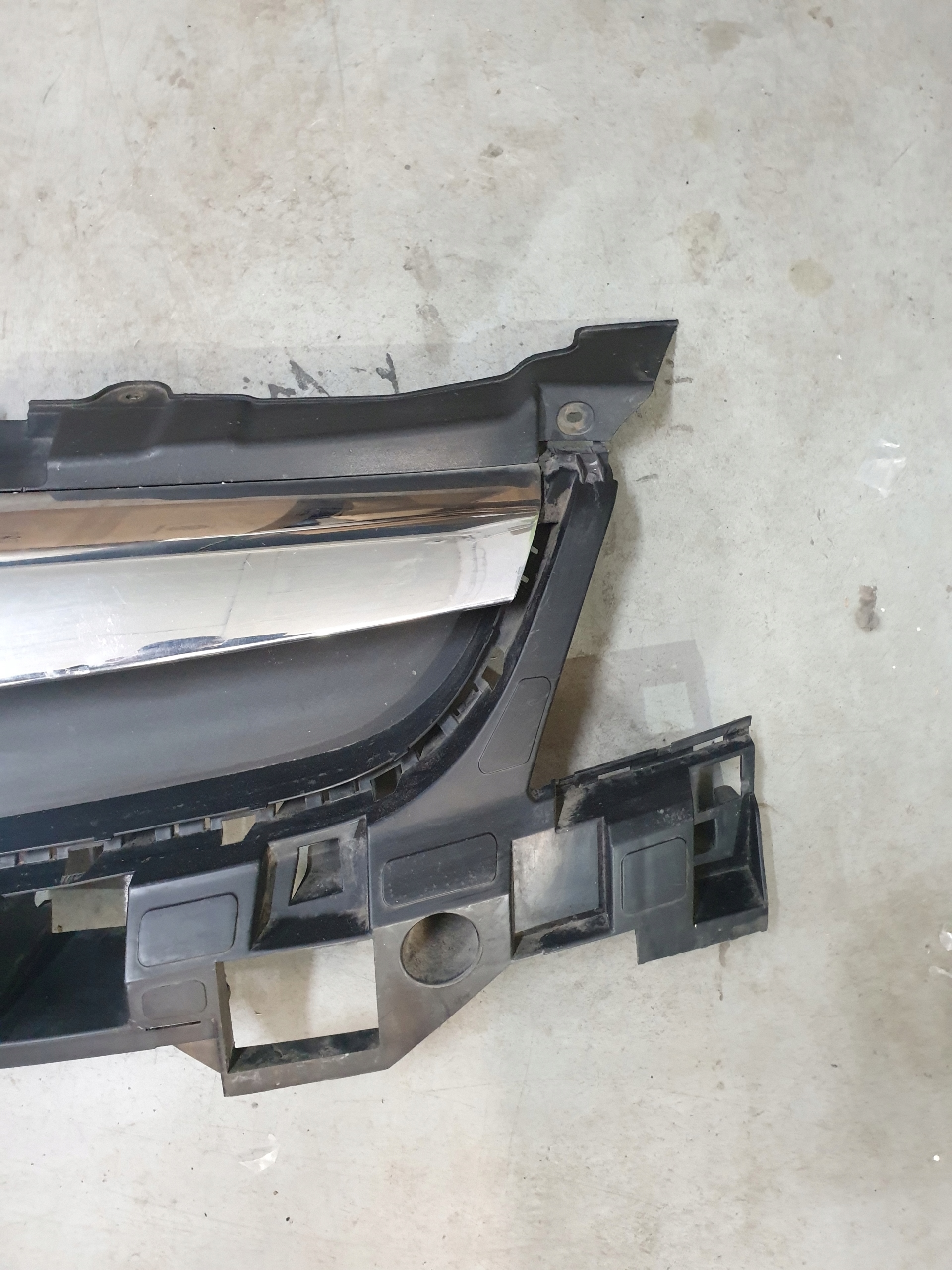 Opel Vectra Kühlergrill FRONTGRILL Kühlergitter 13260028 - Thumbnail 6