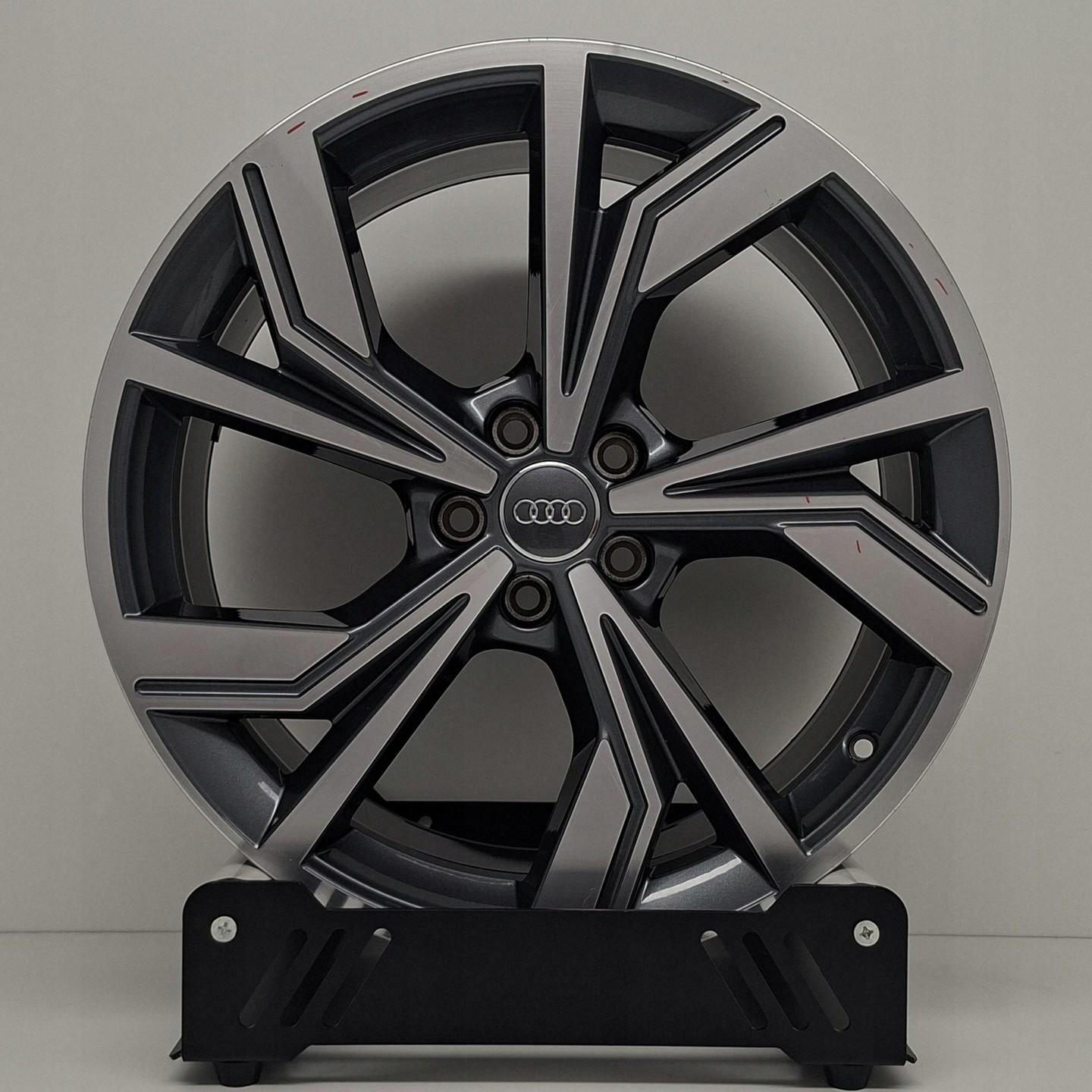 AUDI Q4 E-TRON 20" 89A601025N disk hliníkový