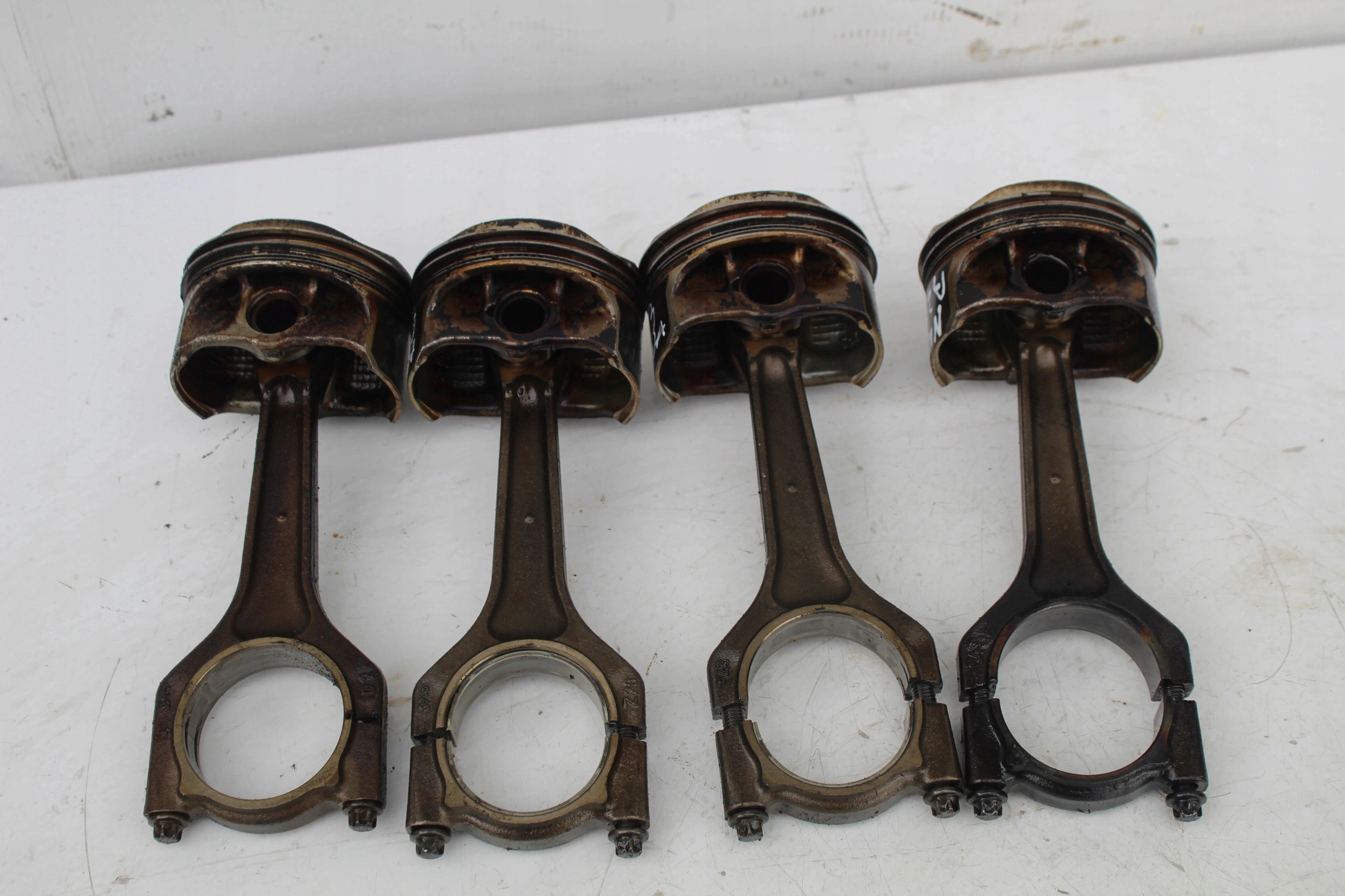 TŁOK KORBOWÓD BMW N43B20 543