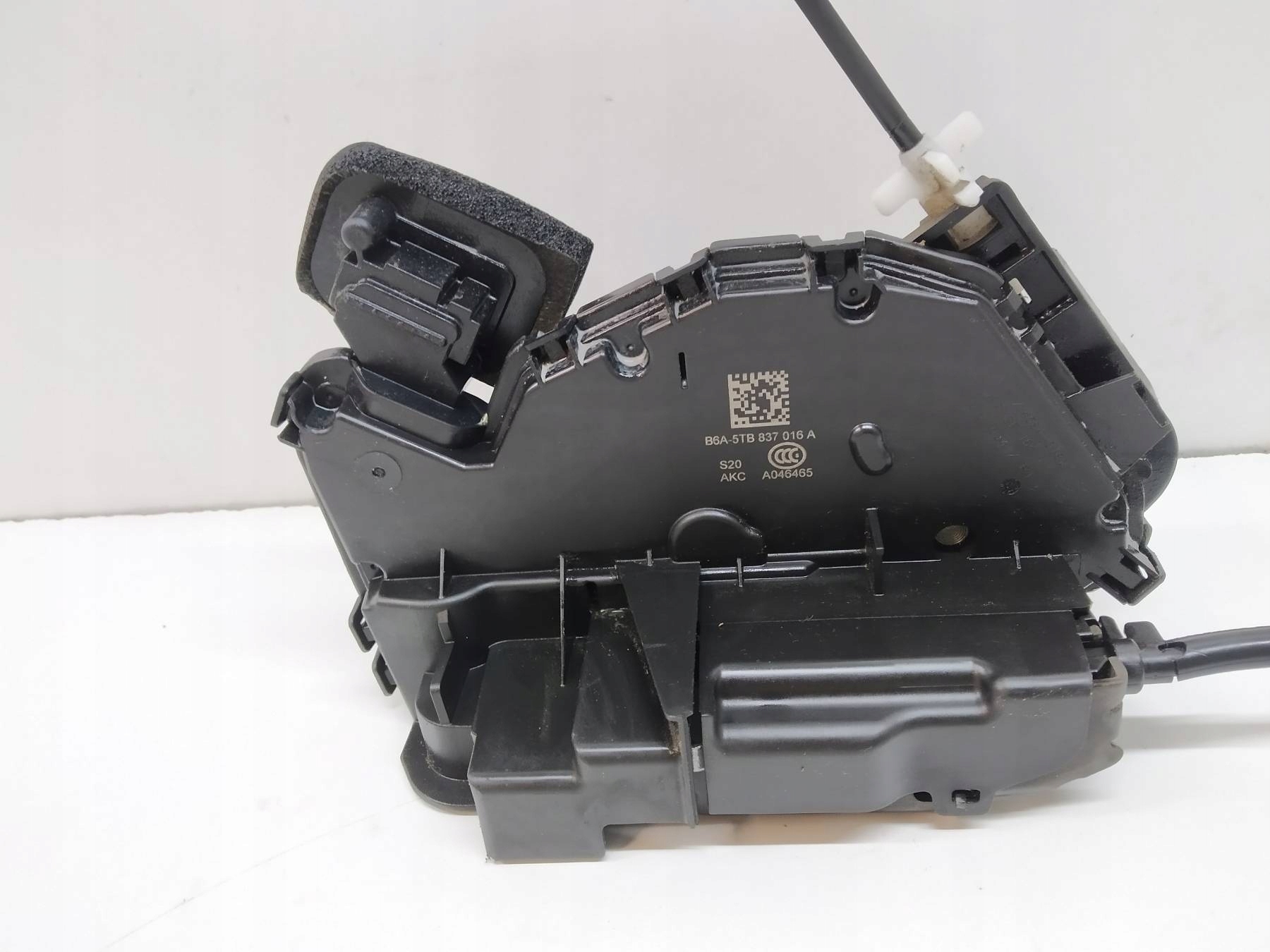 lock door right front 5TB837016A Skoda Fabia III (2014- )