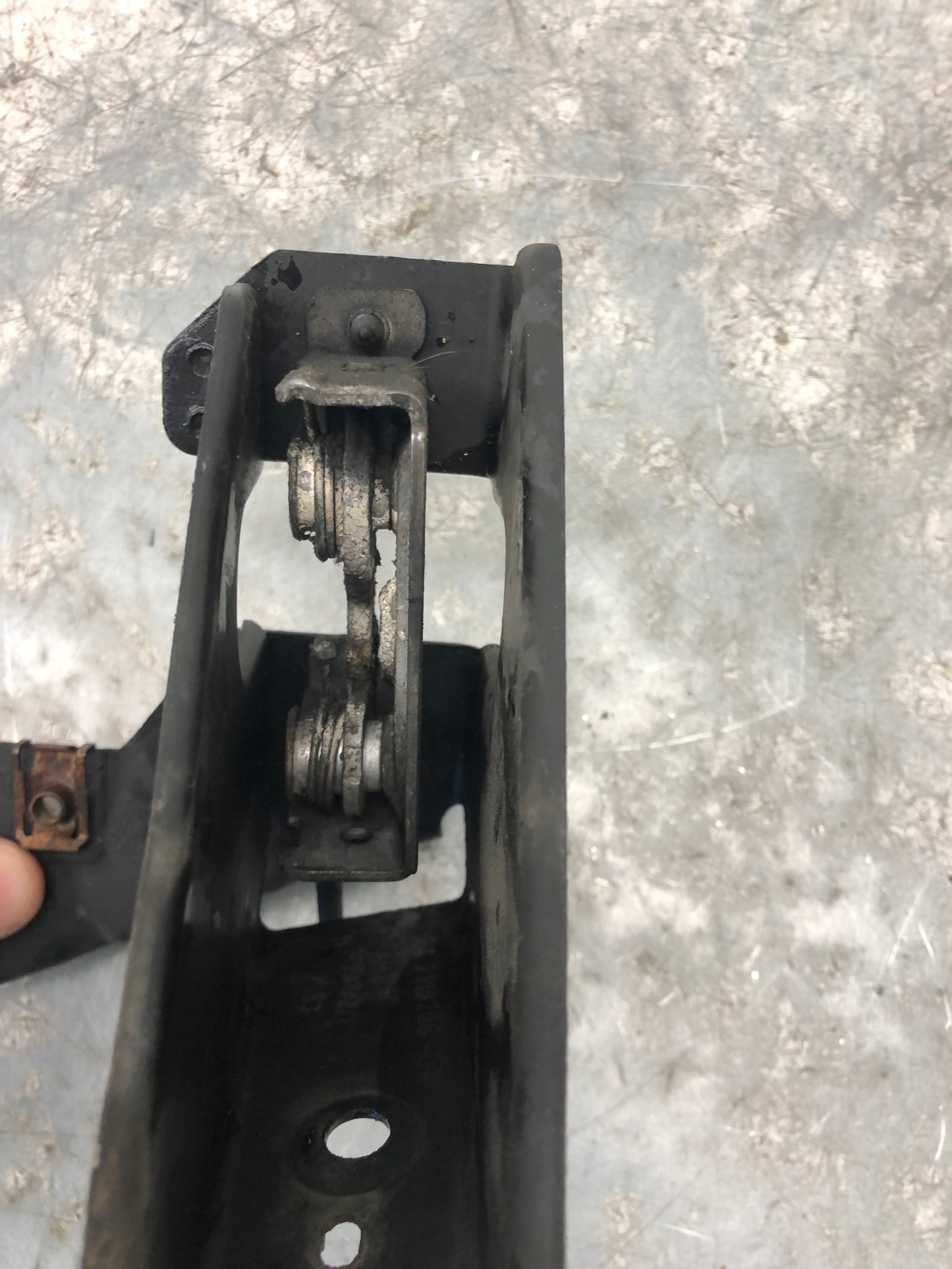bonnet latch lock right BMW E90 7116706