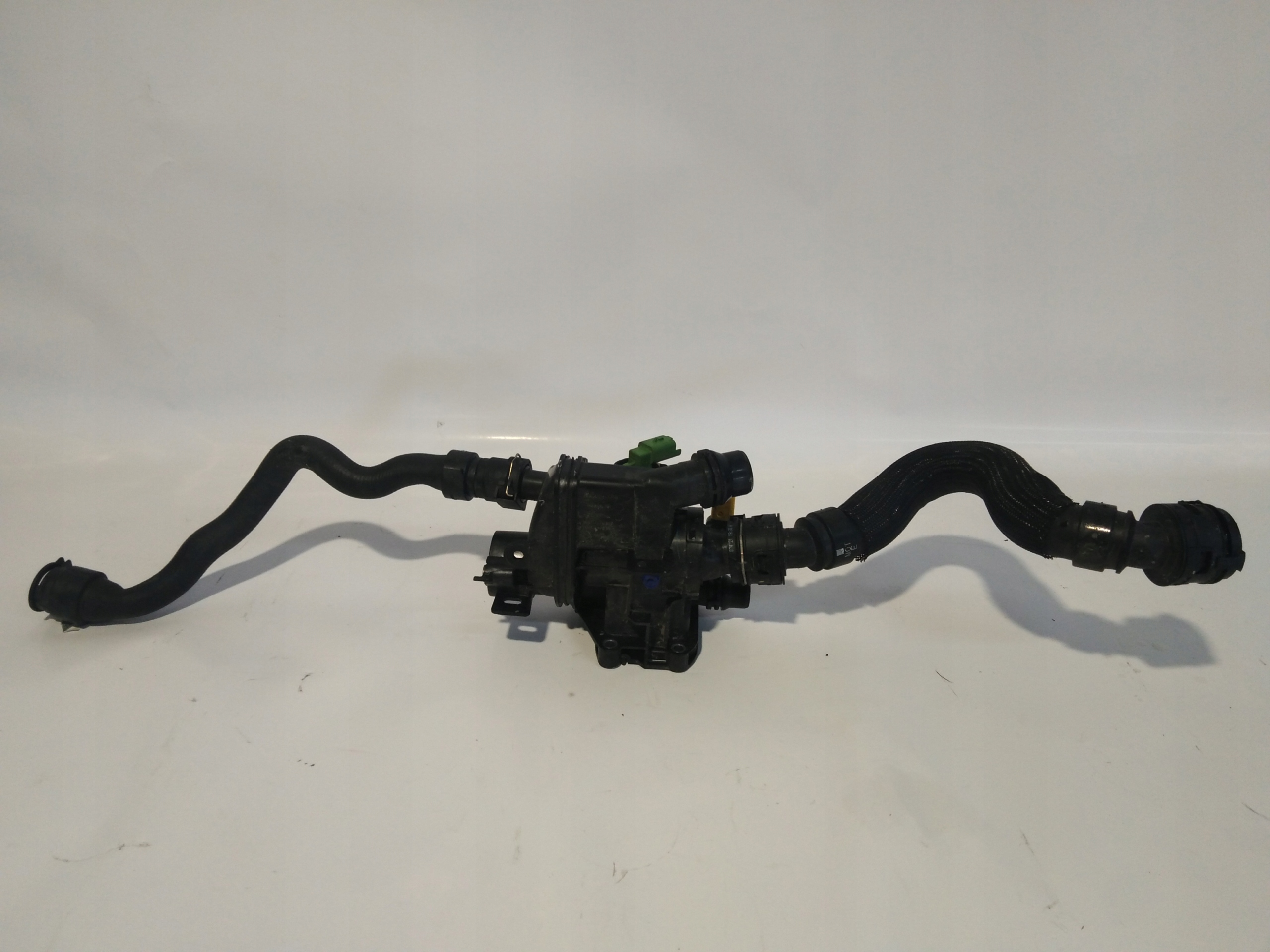 9812131480 - PEUGEOT CITROEN 1.2 THP КОРПУС ТЕРМОСТАТА