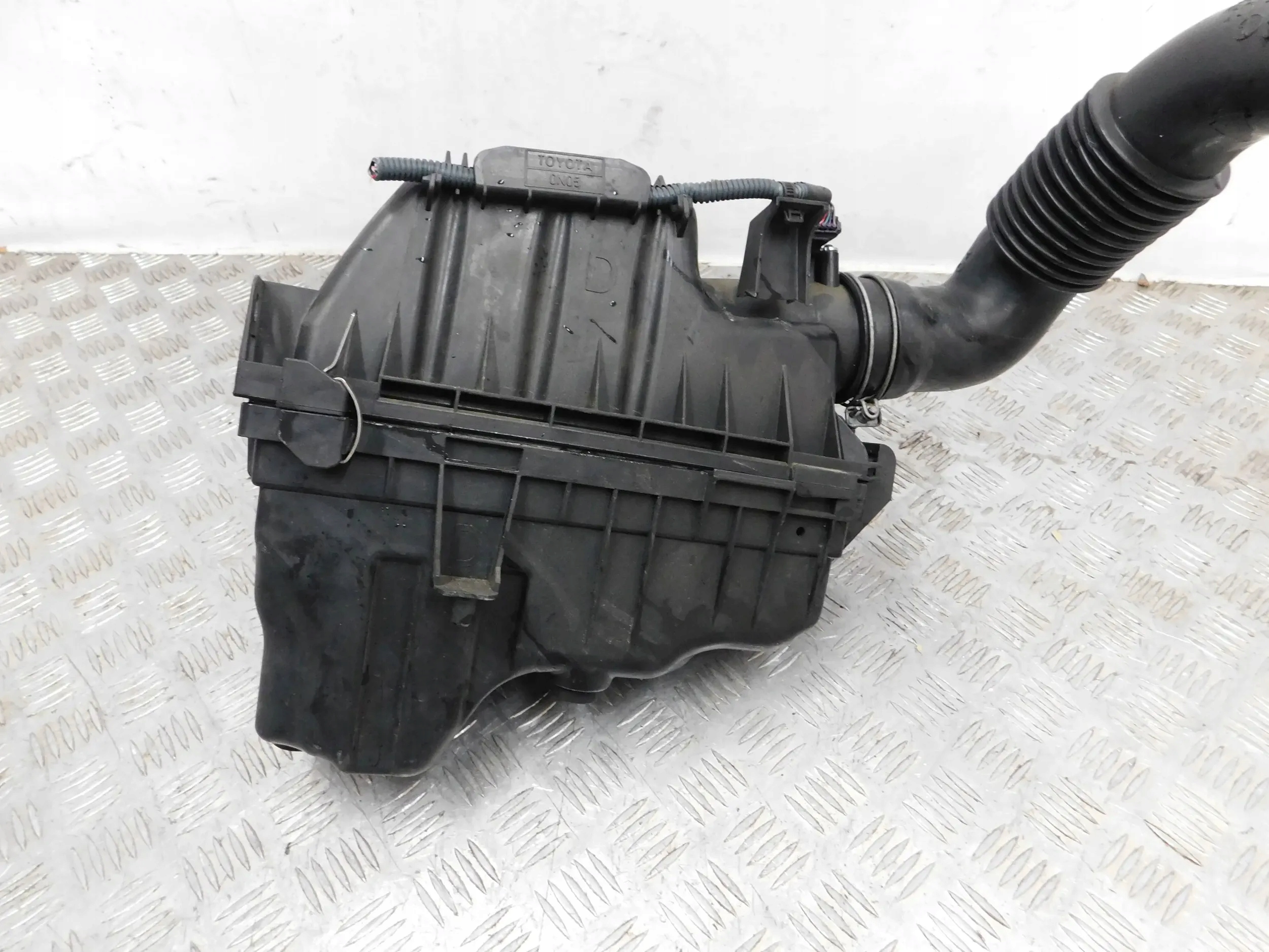 GEHÄUSE FILTER LUFT SUBARU TREZIA 1.4 D