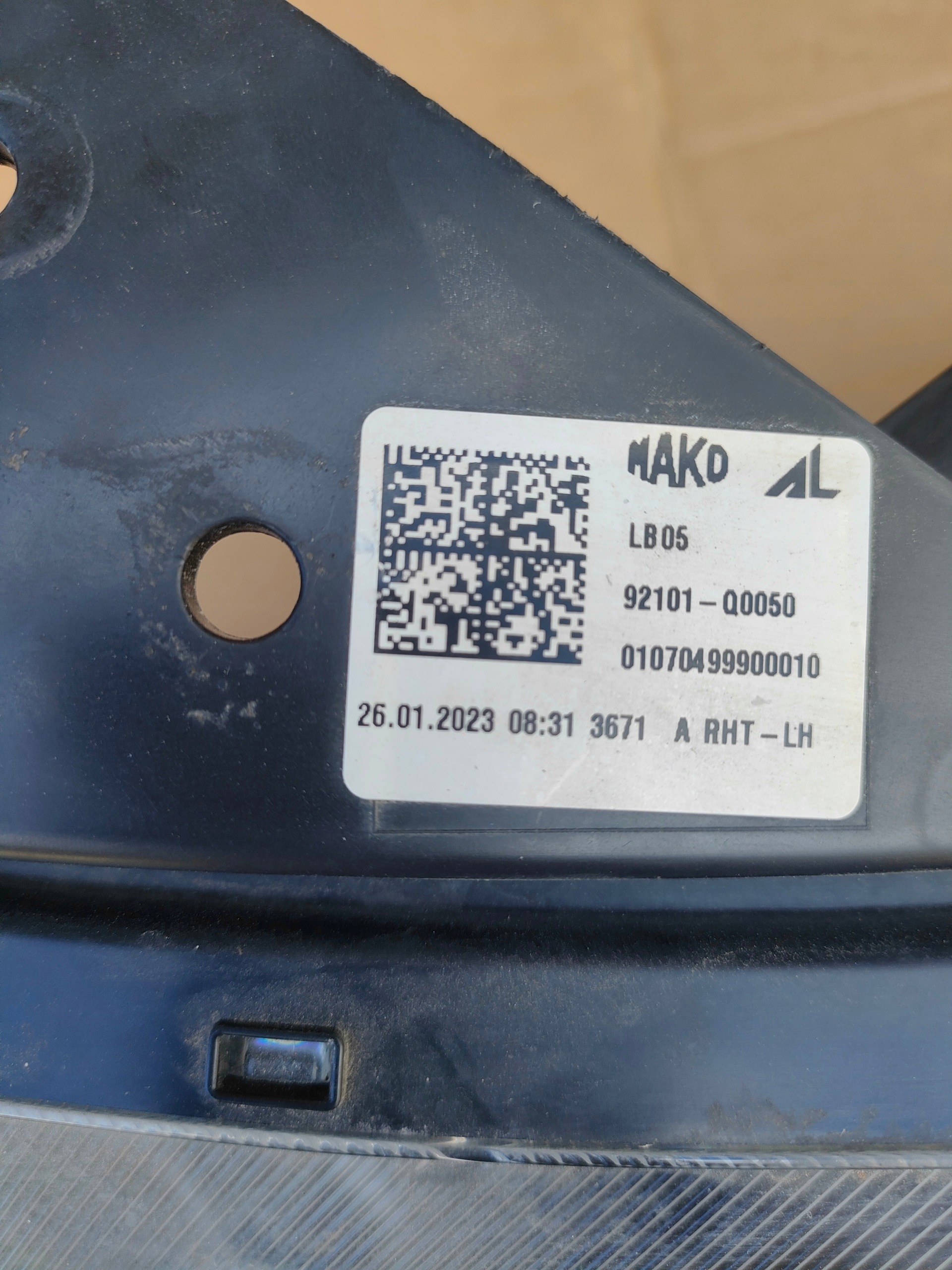 light front front left HYUNDAI I20 III 20- original OE 92101-Q0050