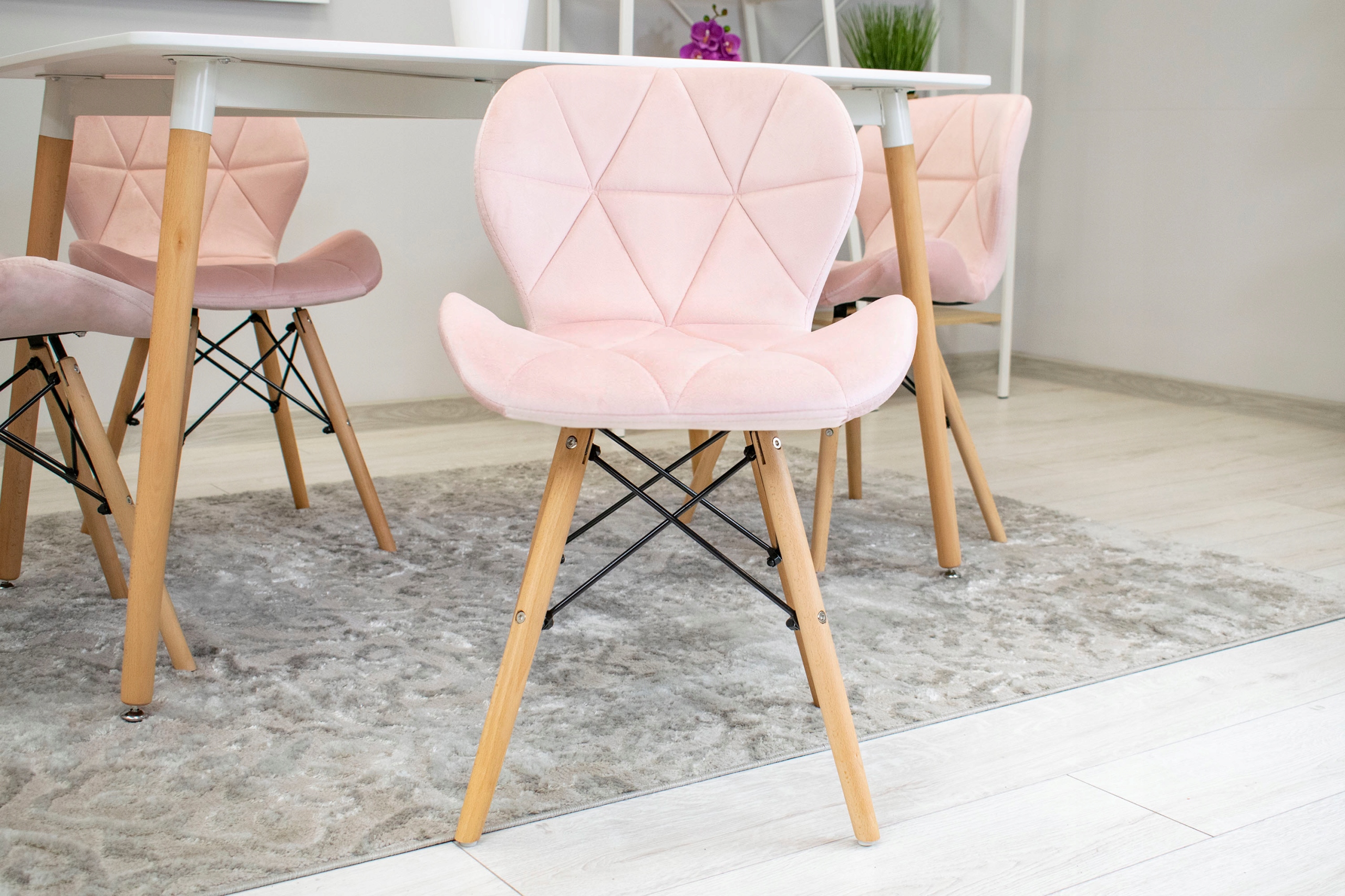 Krzesło ELVA aksamitne tapicerowane RÓŻOWE Marka Muf-Art