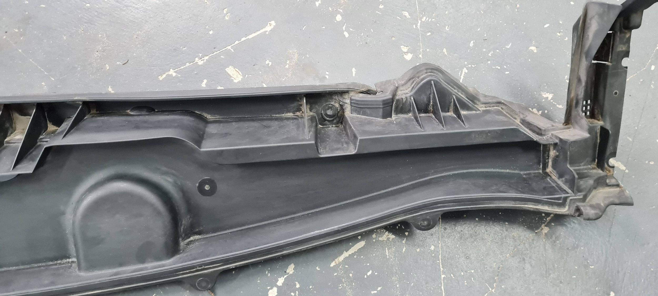Ford Edge II 2020 ST LIFT torpedo front cap cover KT4BR01628AG