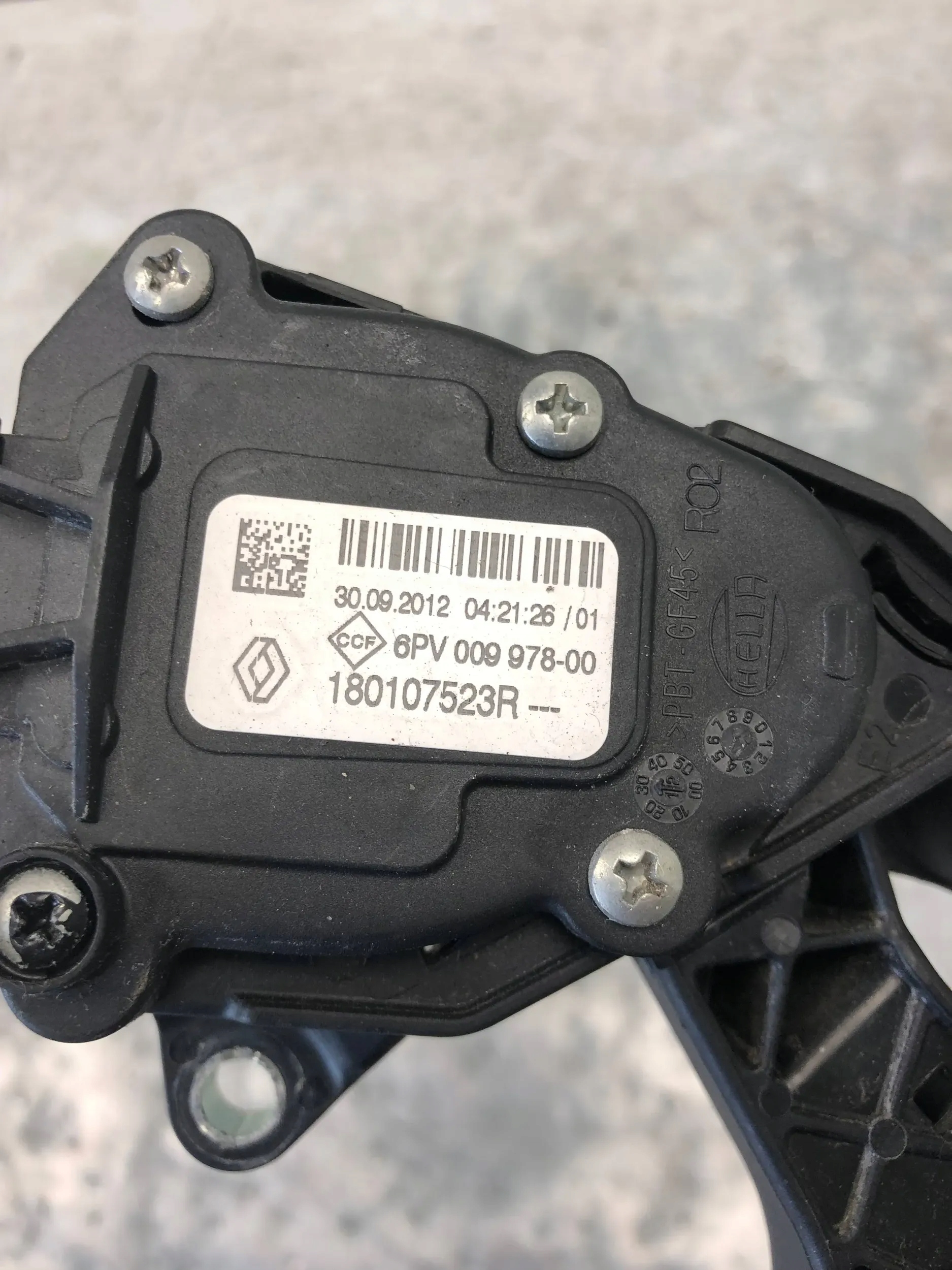 pedala gasa potenciometar RENAULT MASTER III 180107523R