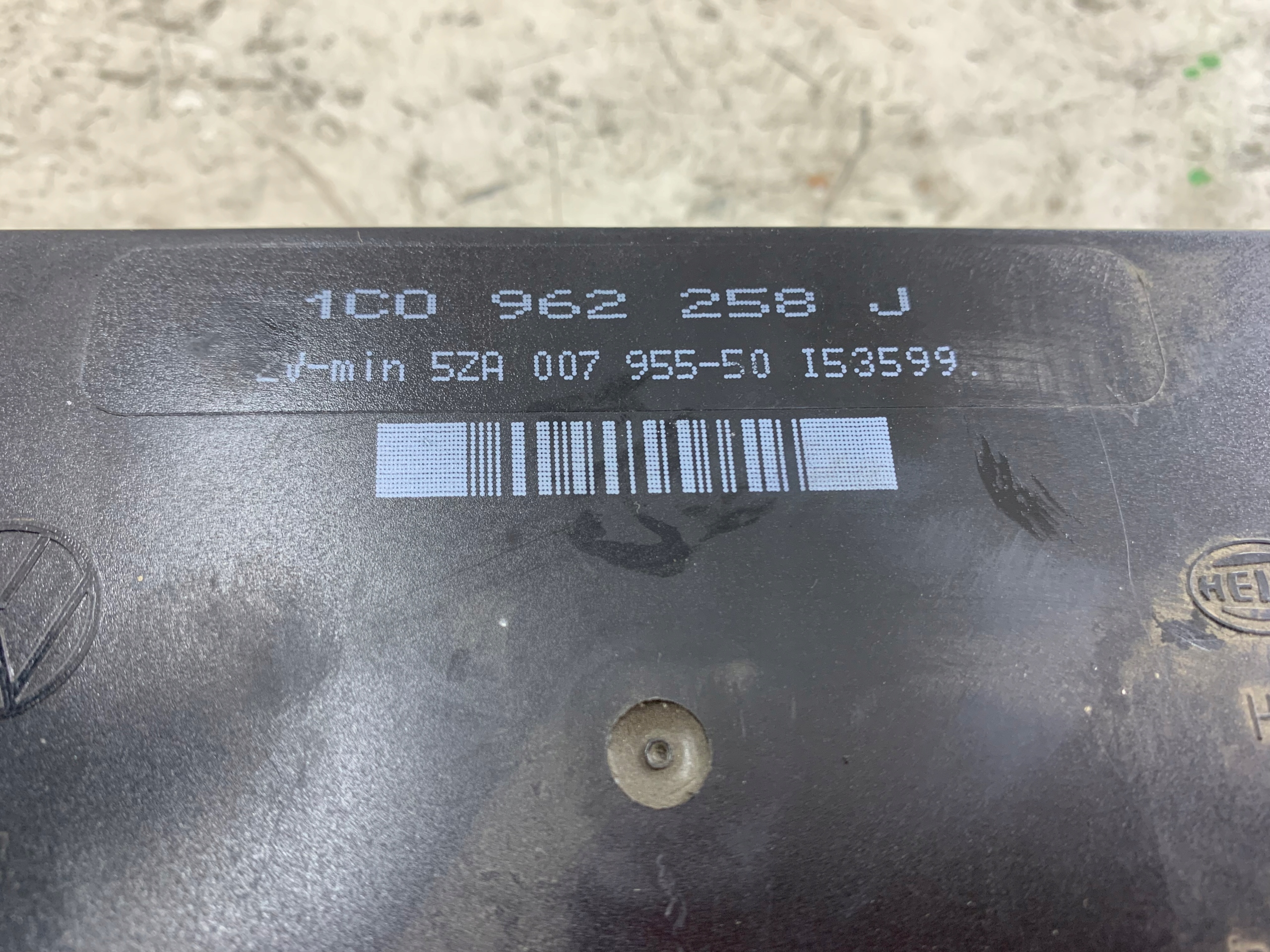 VW GOLF IV BORA OCTAVIA et Unité commande confort 1C0962258J