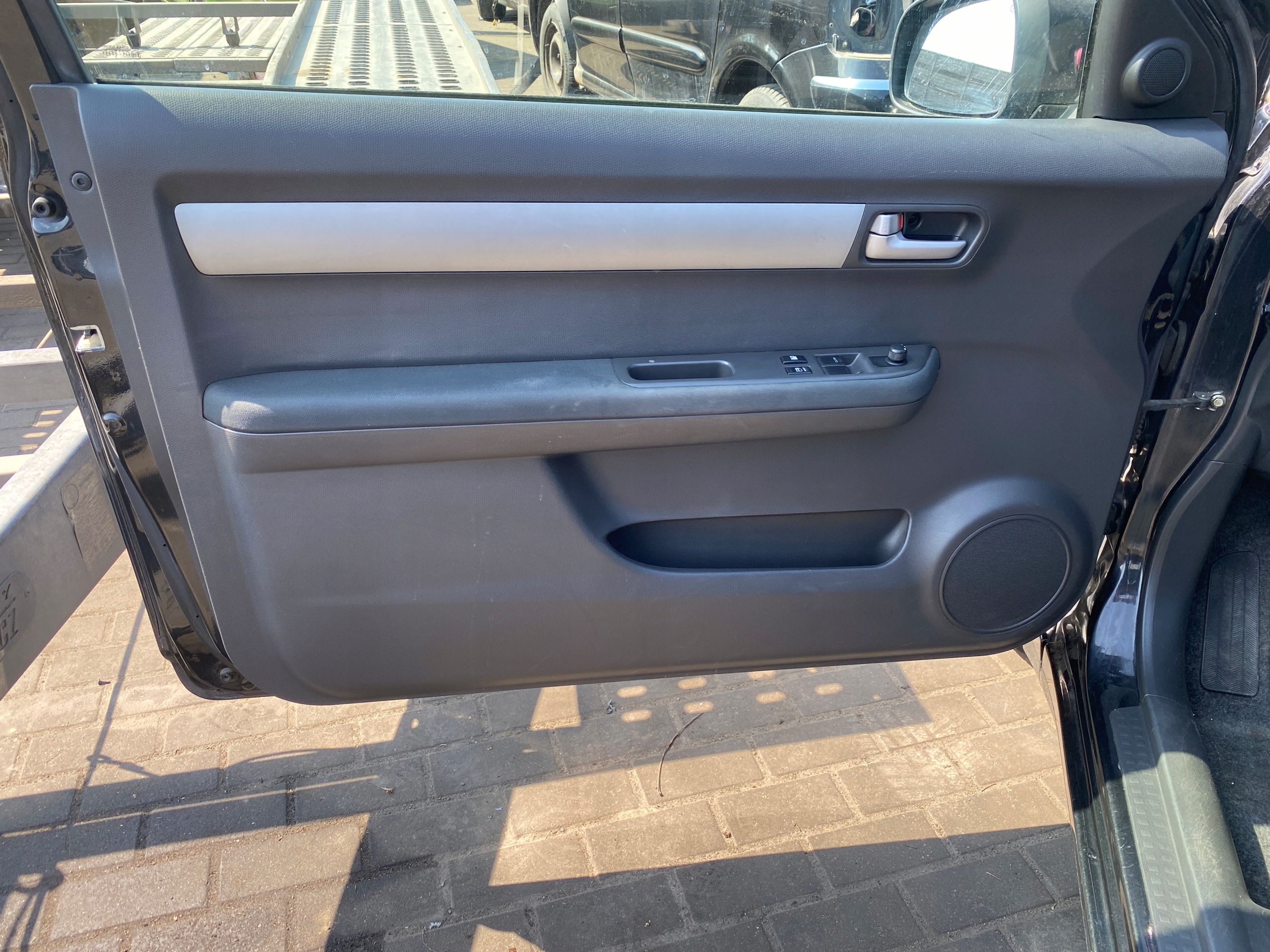 Suzuki Swift 3 III 05-15 upholstery left side side left