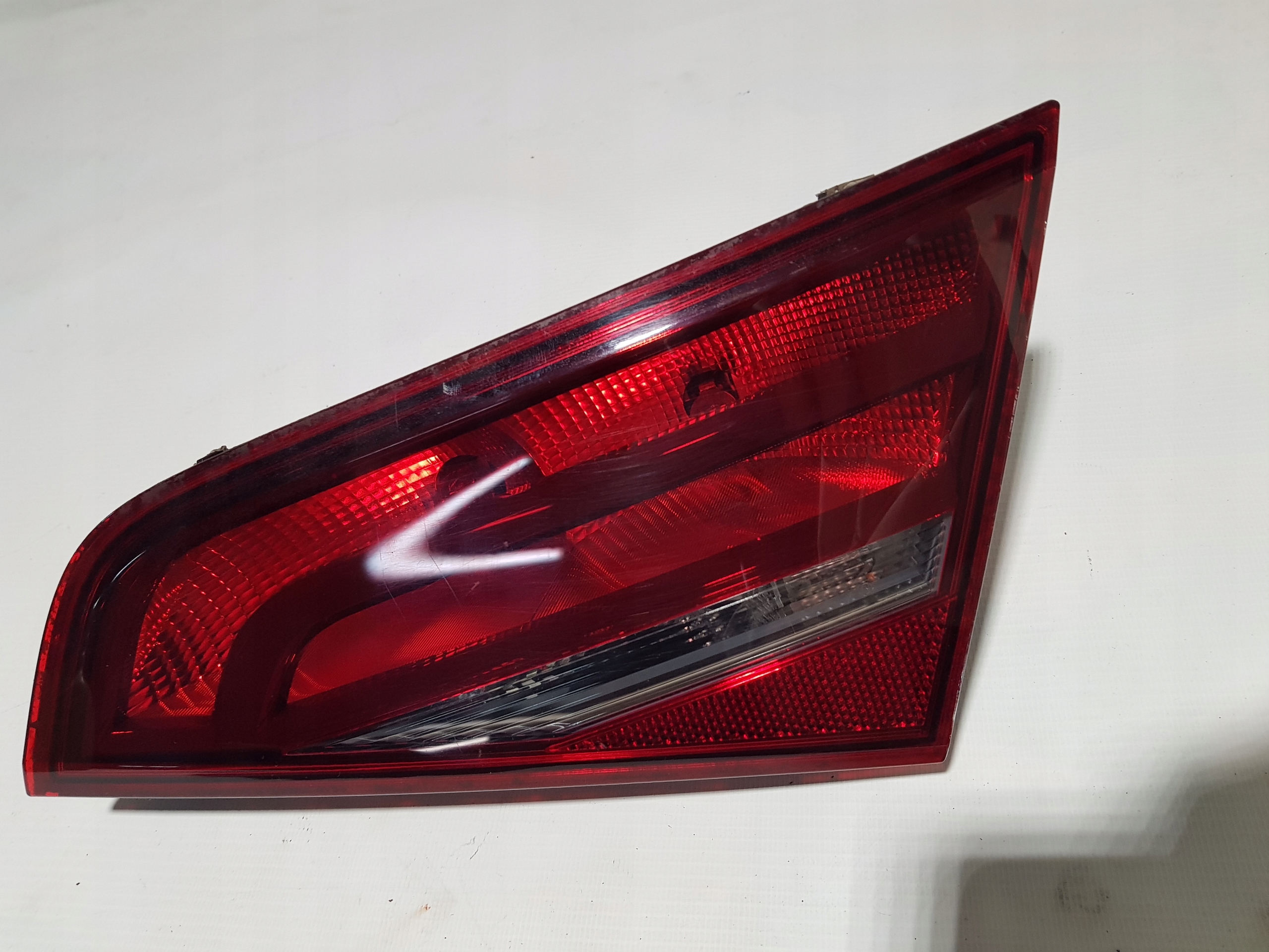 light right rear part AUDI A3 8V 8V4945094