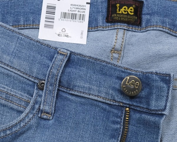 LEE LUKE LIGHT BLUE spodnie jeansowe rurki W28 L30 Rozmiar 28/30