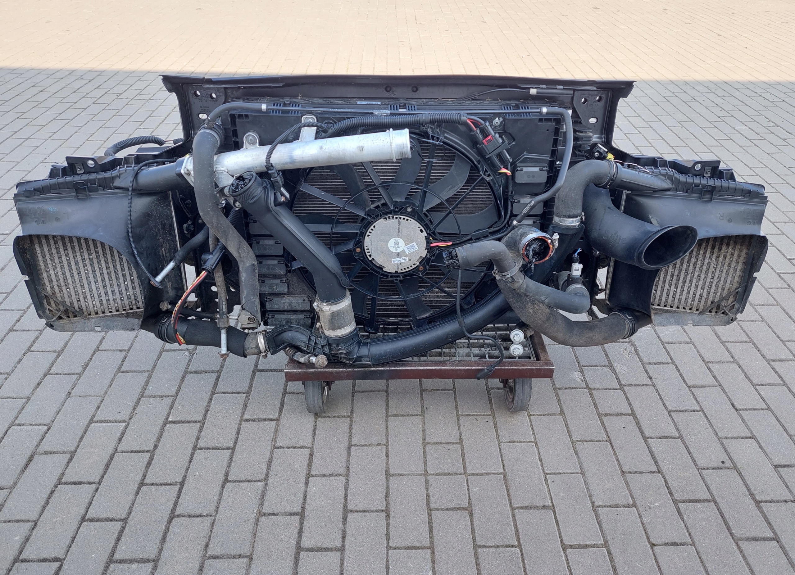 front body wall front pillar radiator fan TOUAREG II 2 7P 3.0 TDI