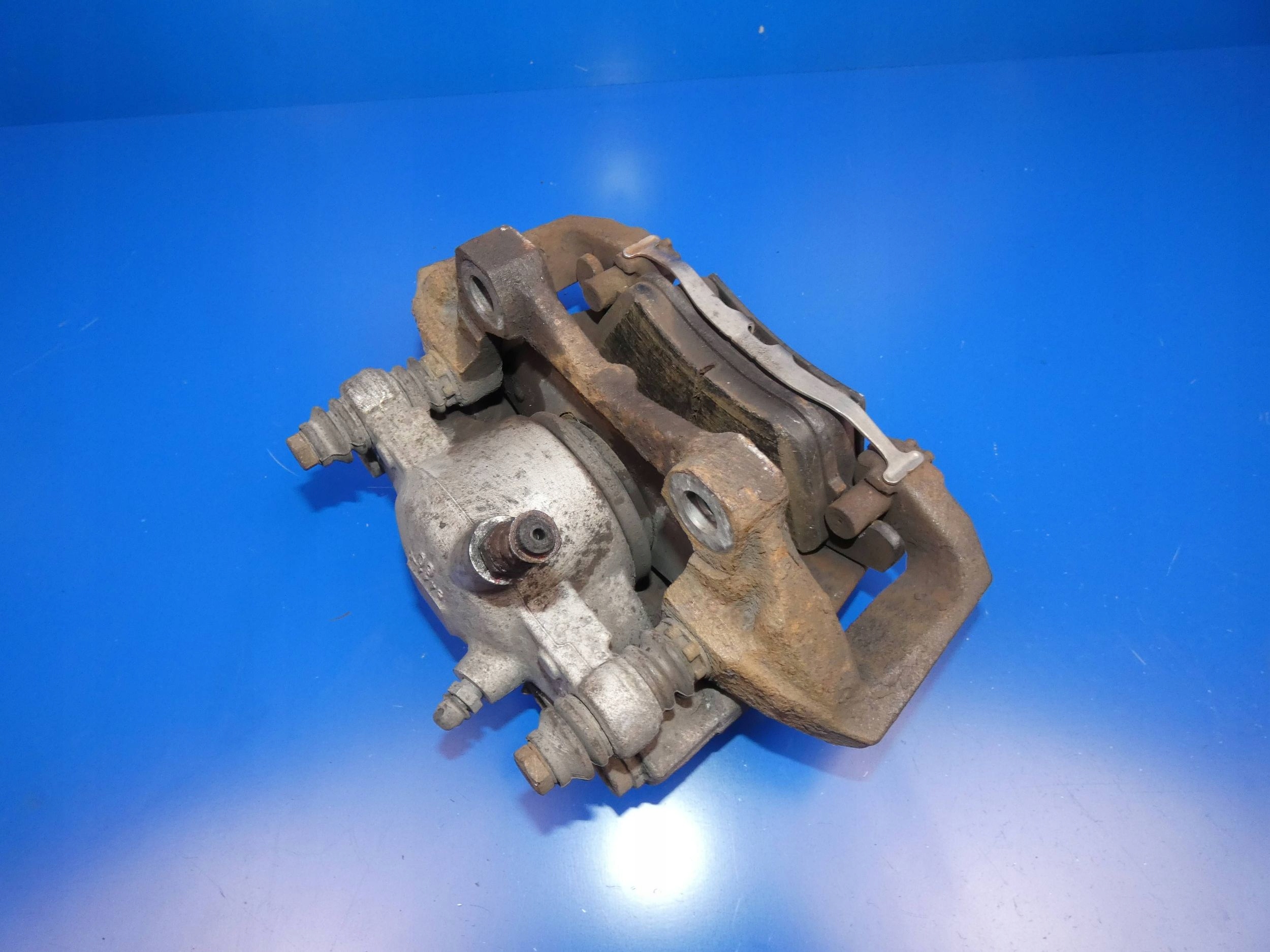 MERCEDES CLS W218 caliper brake right front front