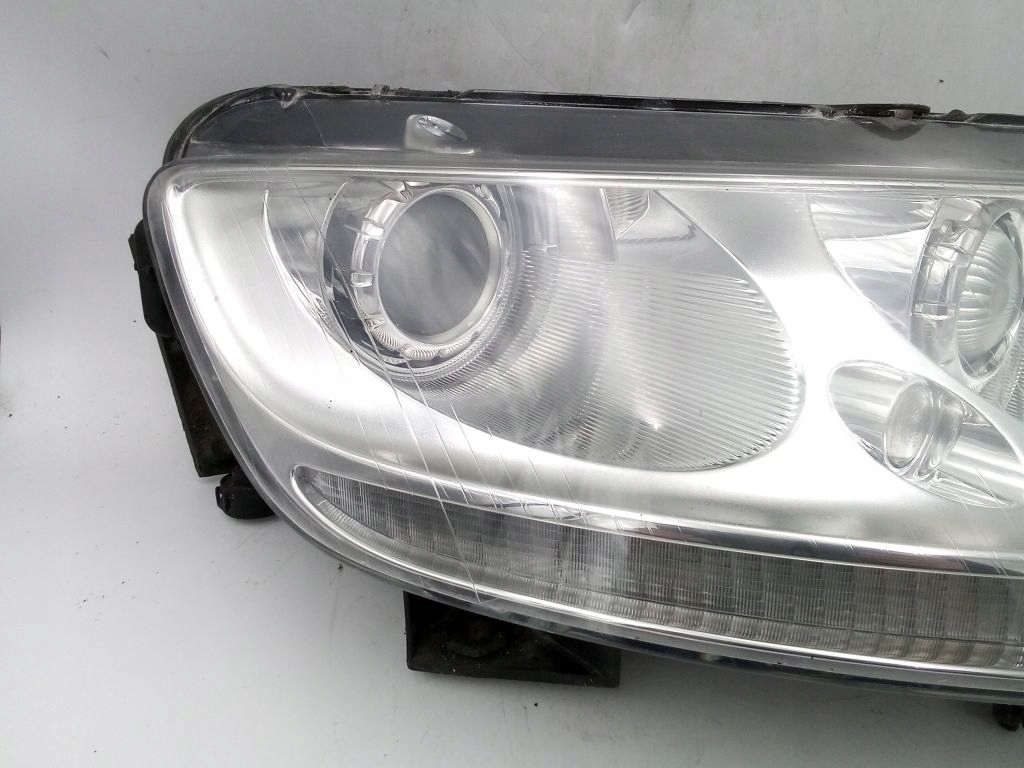 VW Phaeton light right front front xenon ksenon 3D1941016J