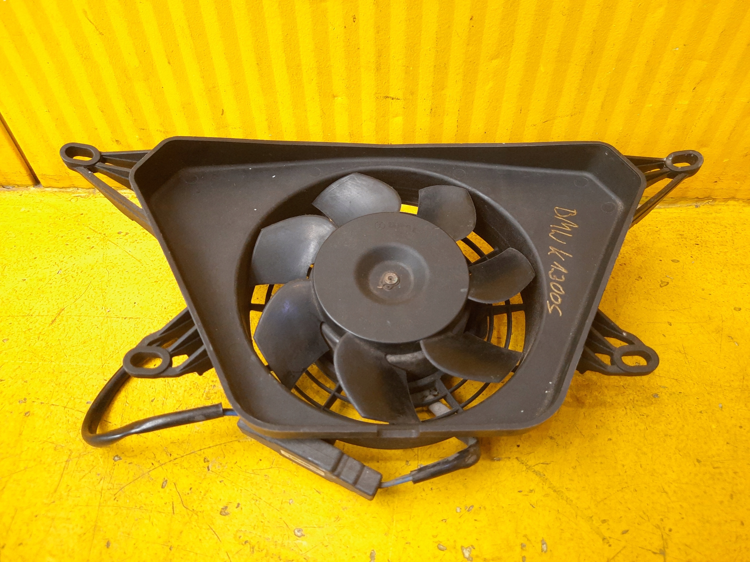 BMW K1300S вентилятор радиатора 08-16R.