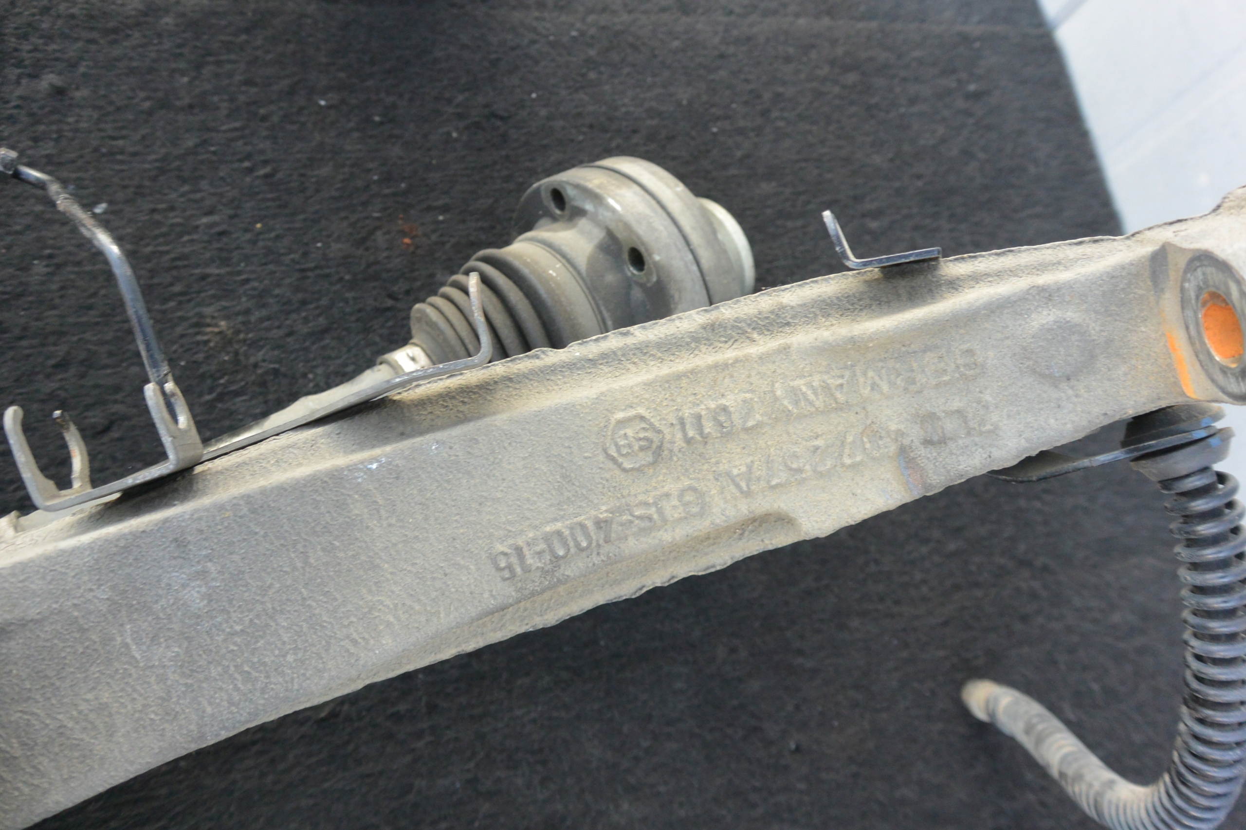 swing front 4.2 TSI AUDI Q7 4L VW TOUAREG 7L