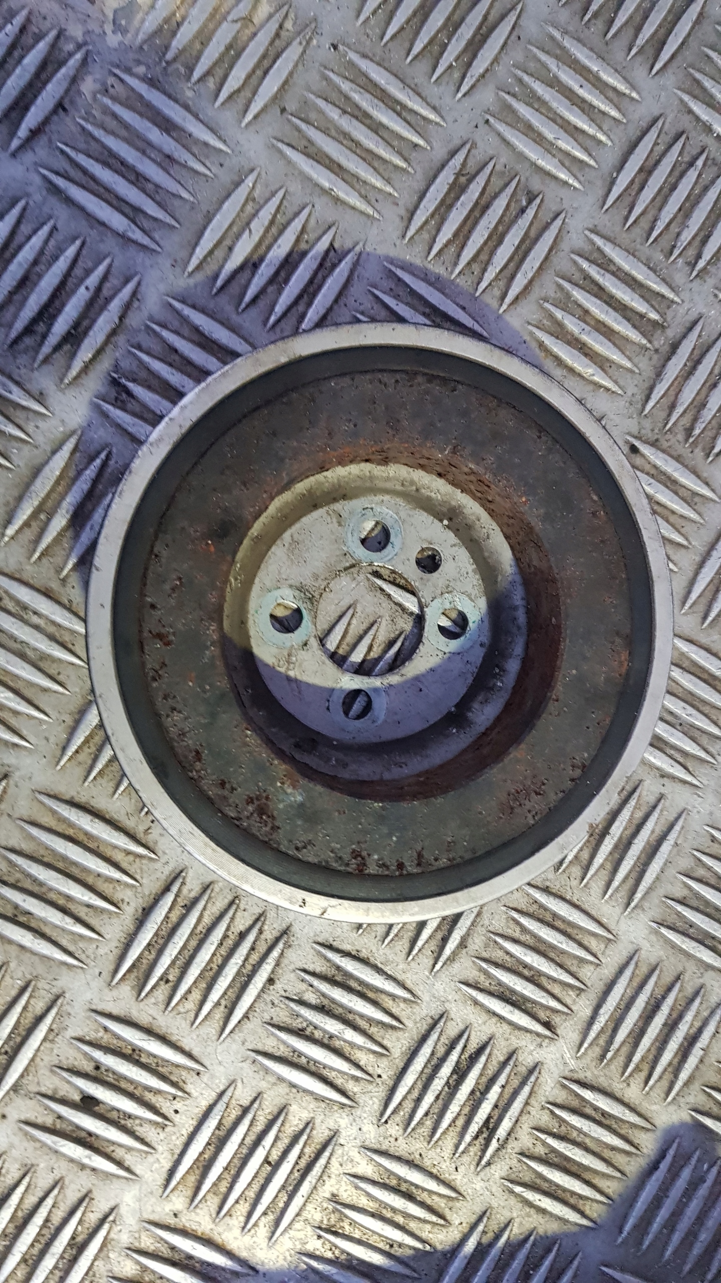 AUDI A4 B6 2.0 ALT pulley 06b105243f