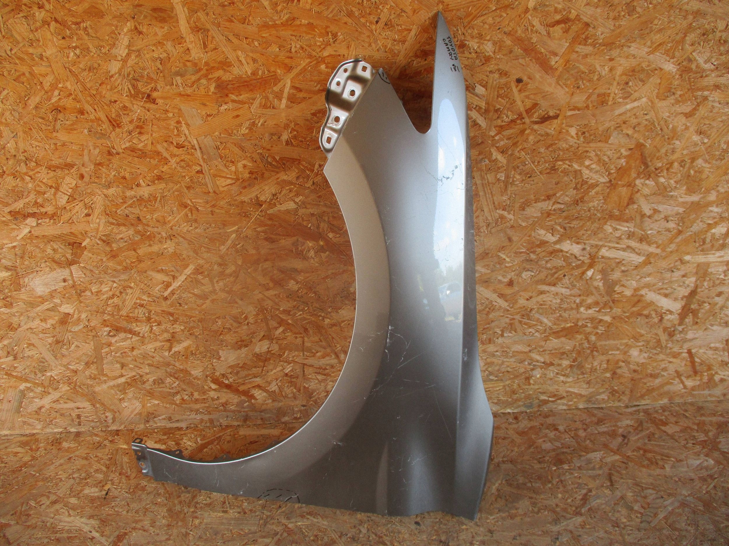 fender front front left TOYOTA CAMRY VIII