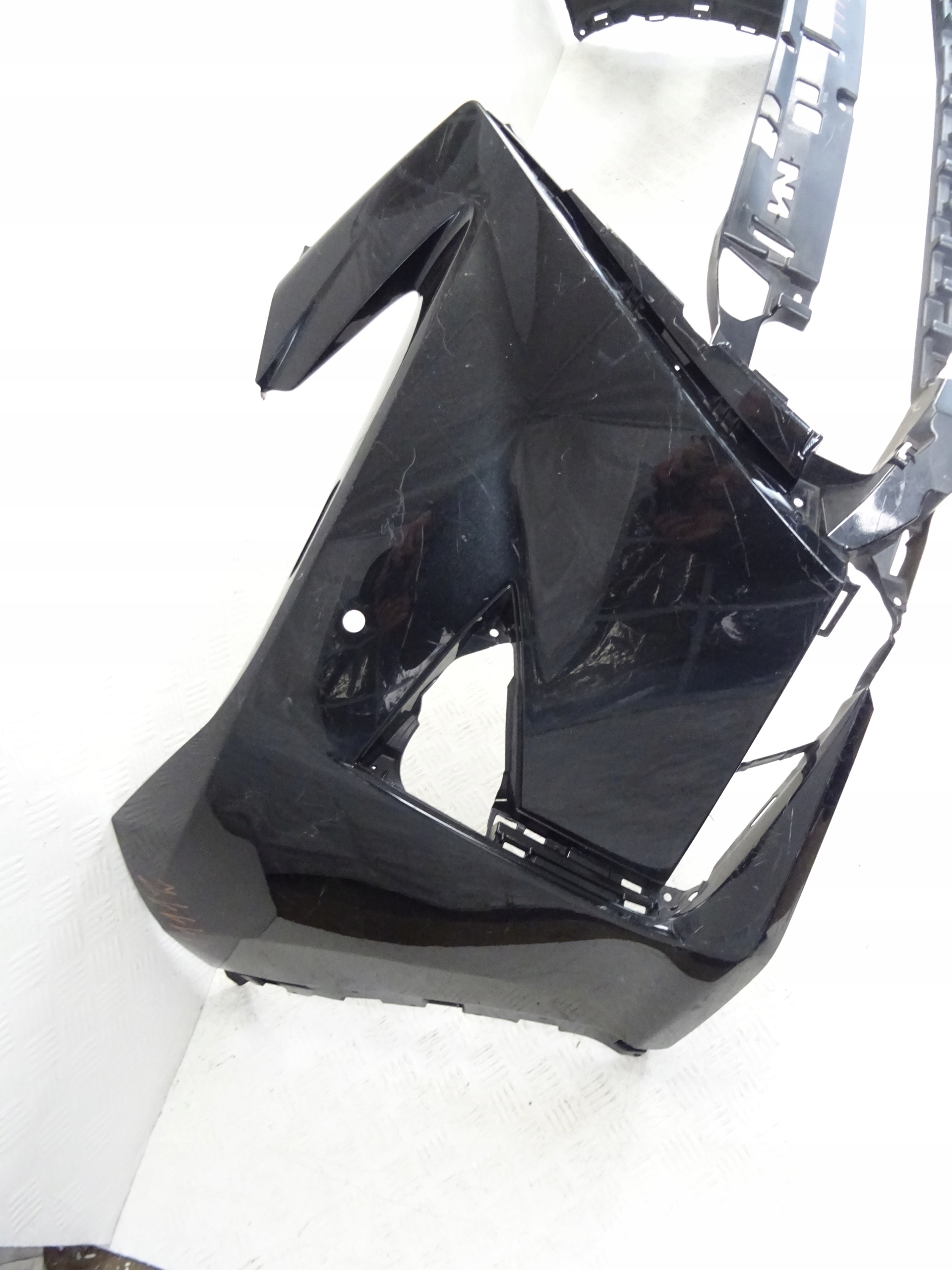 Lexus RX450H RX IV 4 15 bumper front front
