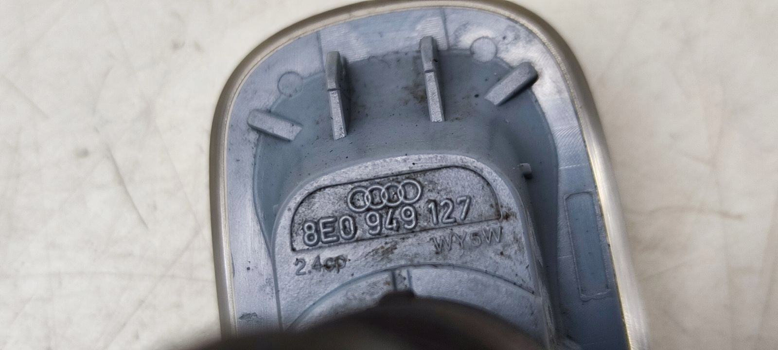 Indicateur de direction boczny w Aile Audi A3 8P