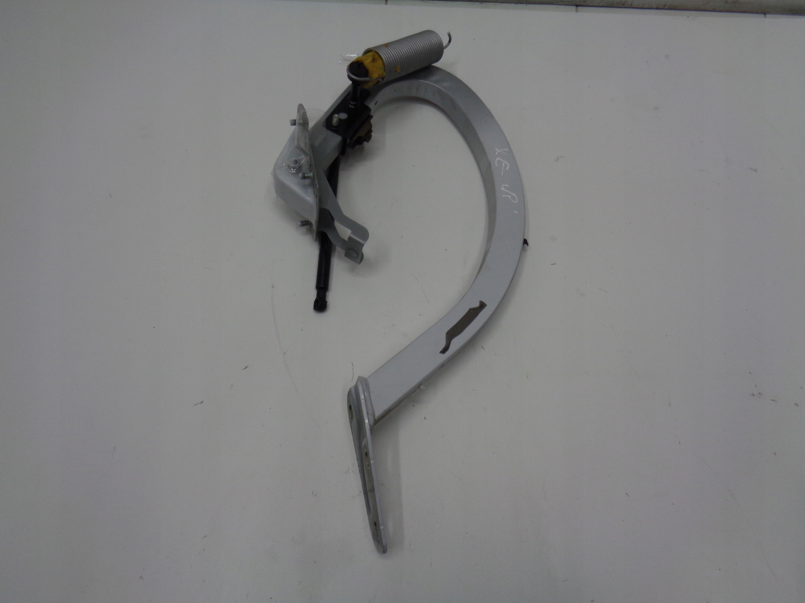 JAGUAR XE X760 hinge bonnet rear part right 16r