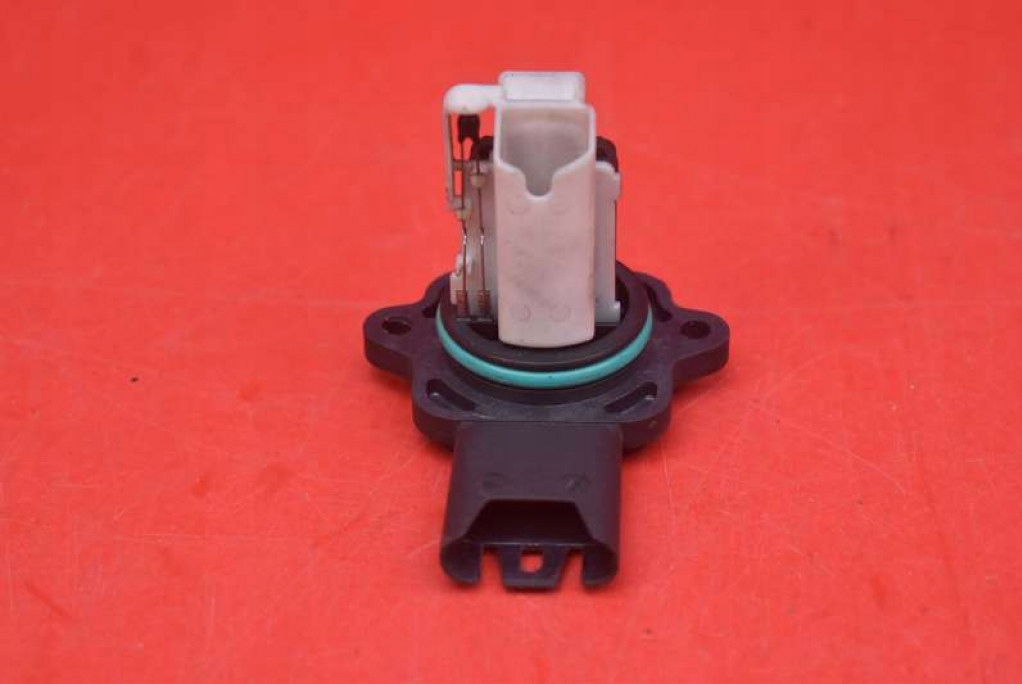 flow meter 7551638 BMW E90 E91 3.0xi 218 KM 04-10
