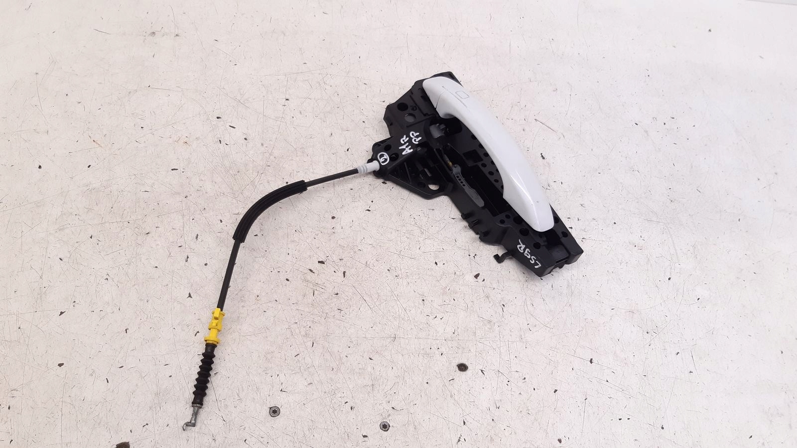 handle front front right Audi A1 8X 1,2 TSI LS9R
