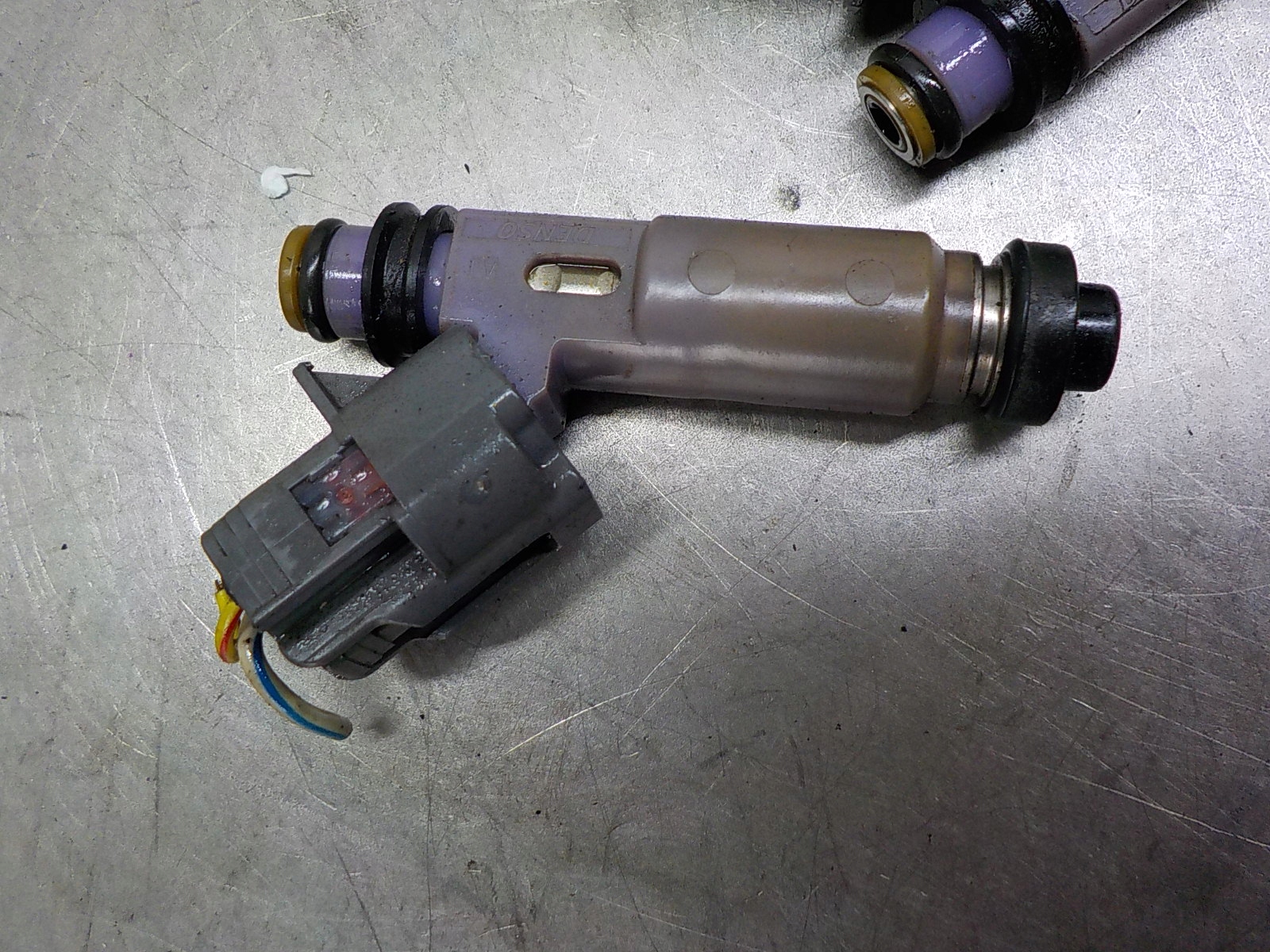 MAZDA MX-5 1.8 16V B injector 195500-4060