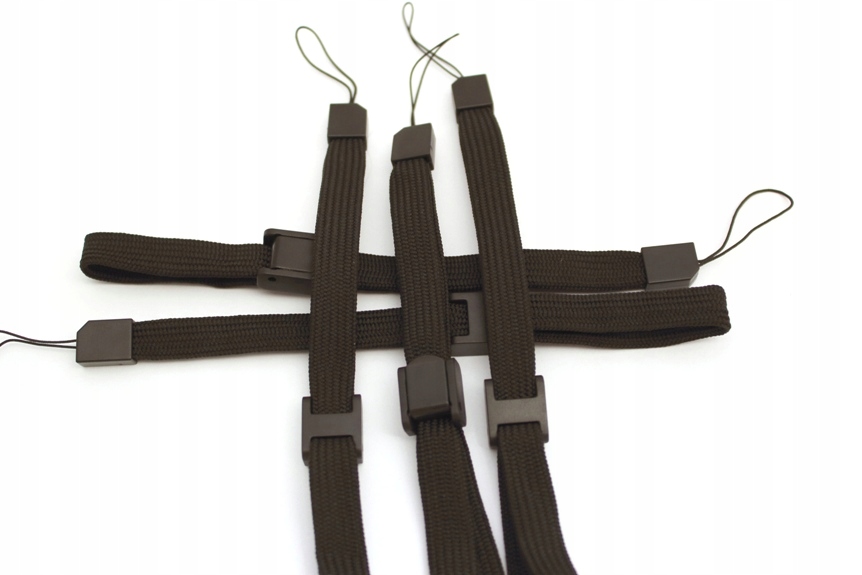 IRIS Smycz pasek na nadgarastek do pilota Wii Remote / Remote Plus czarny Kod producenta IR-000445