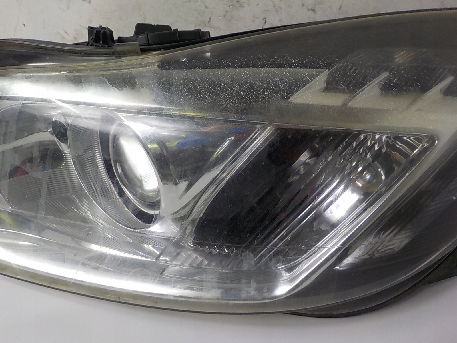 OPEL INSIGNIA A XENON light left front front UK