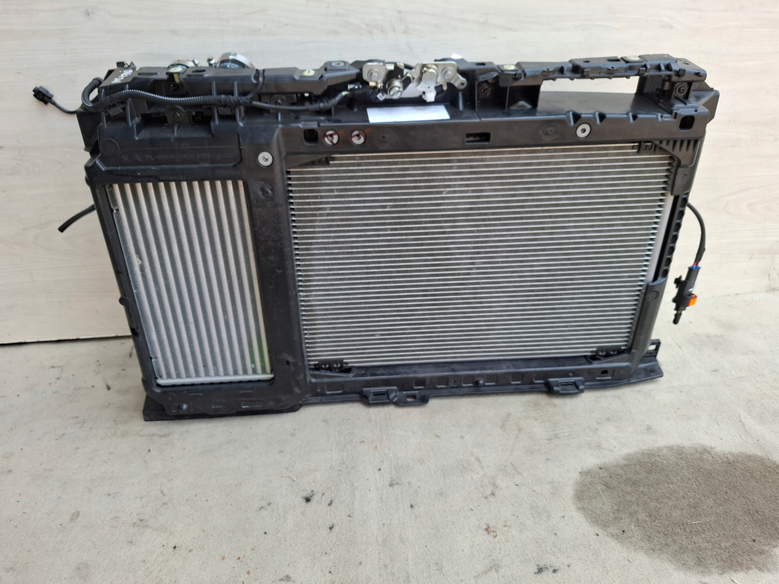 OPEL MOKKA B 1.2 THP support panel for radiators front complete radiator siders new 25r