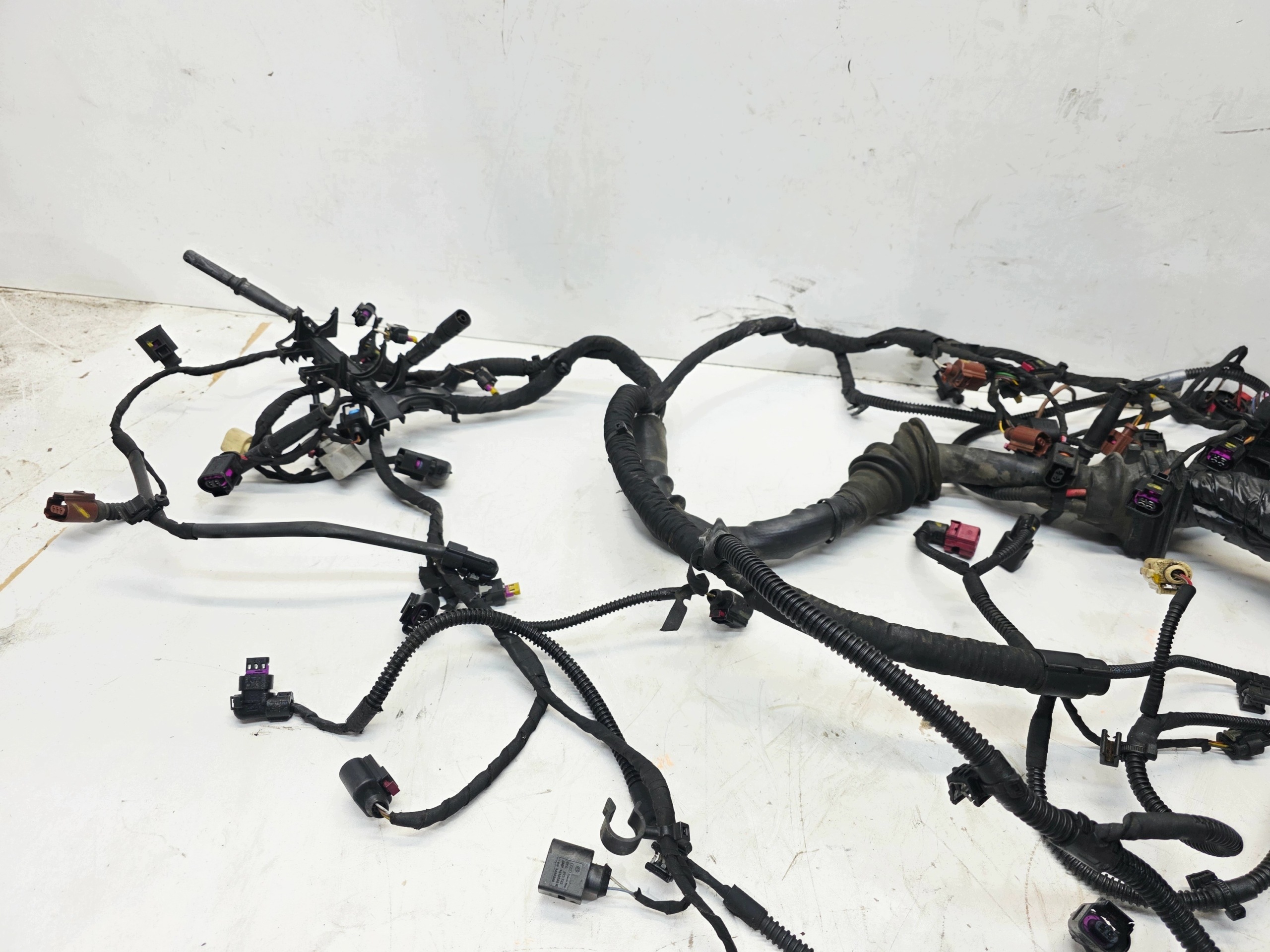 bundle motor wiring AUDI A4 B8 A5 8T LIFT 2.0 TDI 190 KM 8K1971074EE