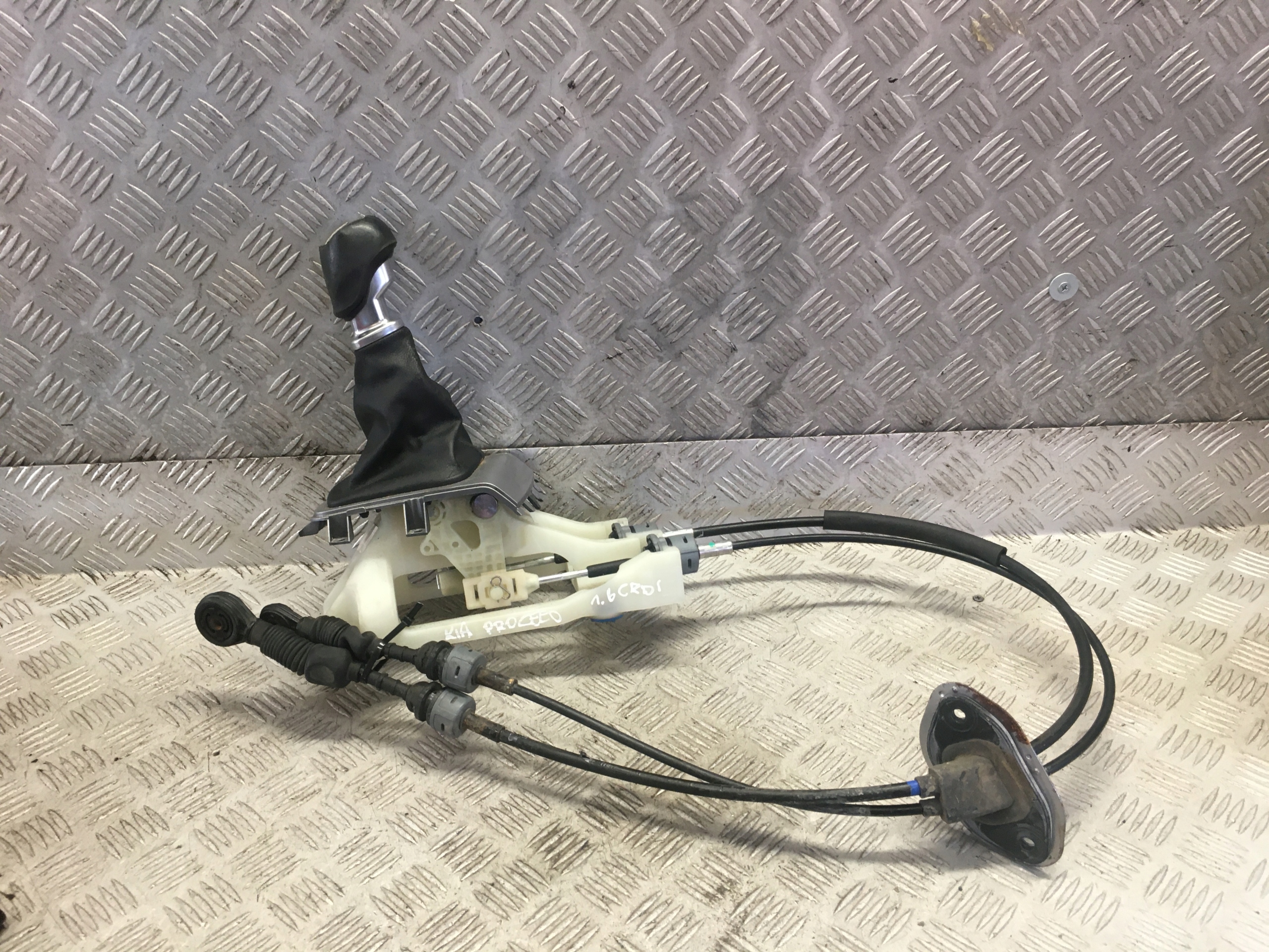 KIA PRO CEED 1.6 CRDI ДОМКРАТ BIEGOW ТРОСЫ
