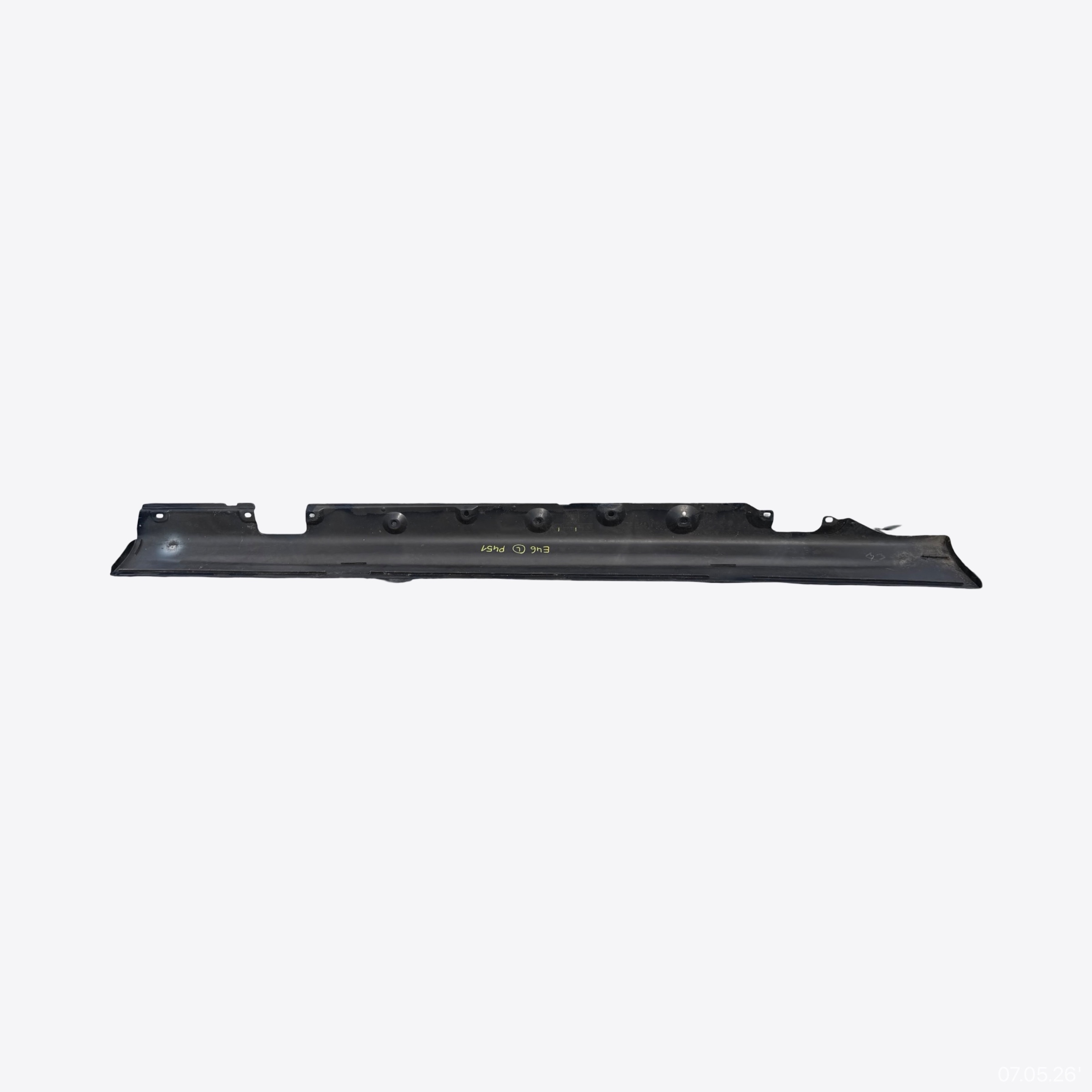 moulding threshold left BMW 3 E46 8209755