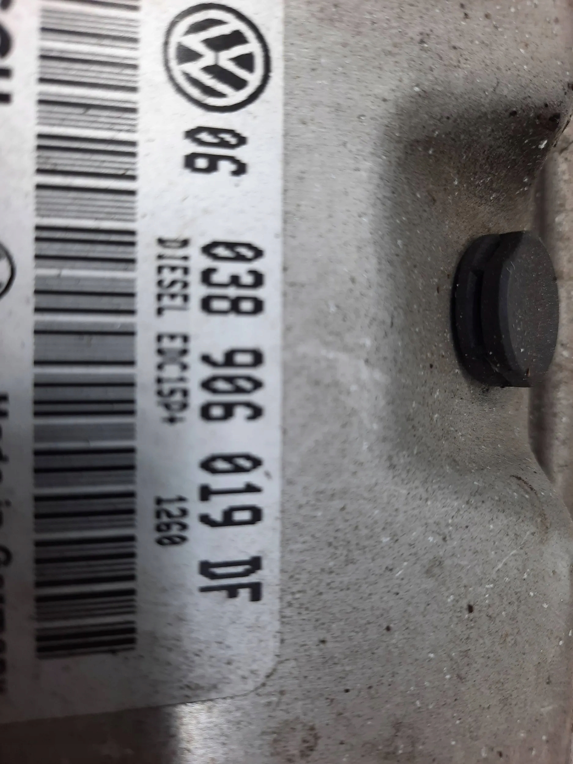 control unit of the engine VOLKSWAGEN GOLF IV 038 906 019DF