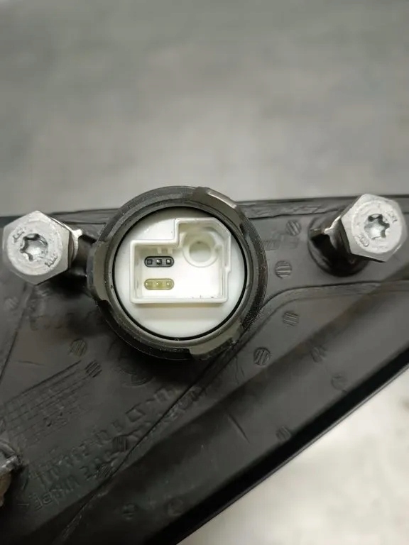 BMW 3 GT F34 LUSTERKO PRAWE KOL.416 Typ samochodu Samochody osobowe