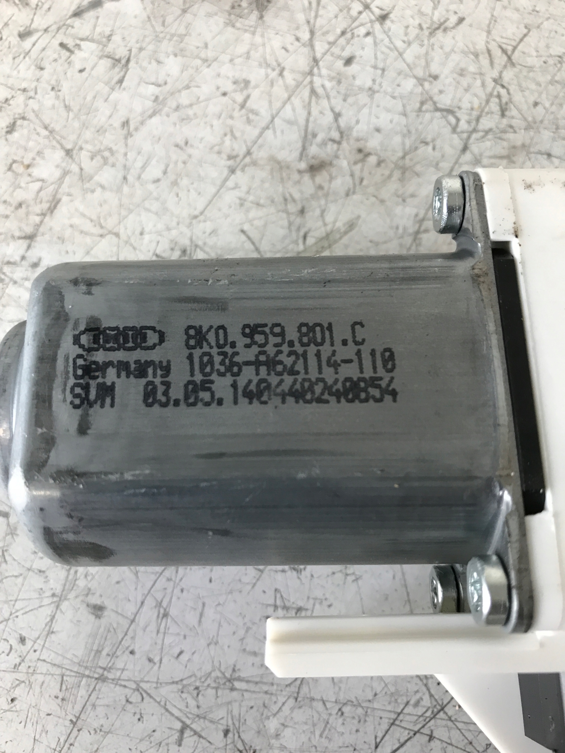 mini motor windows left front AUDI A1 8X 8K0959801C