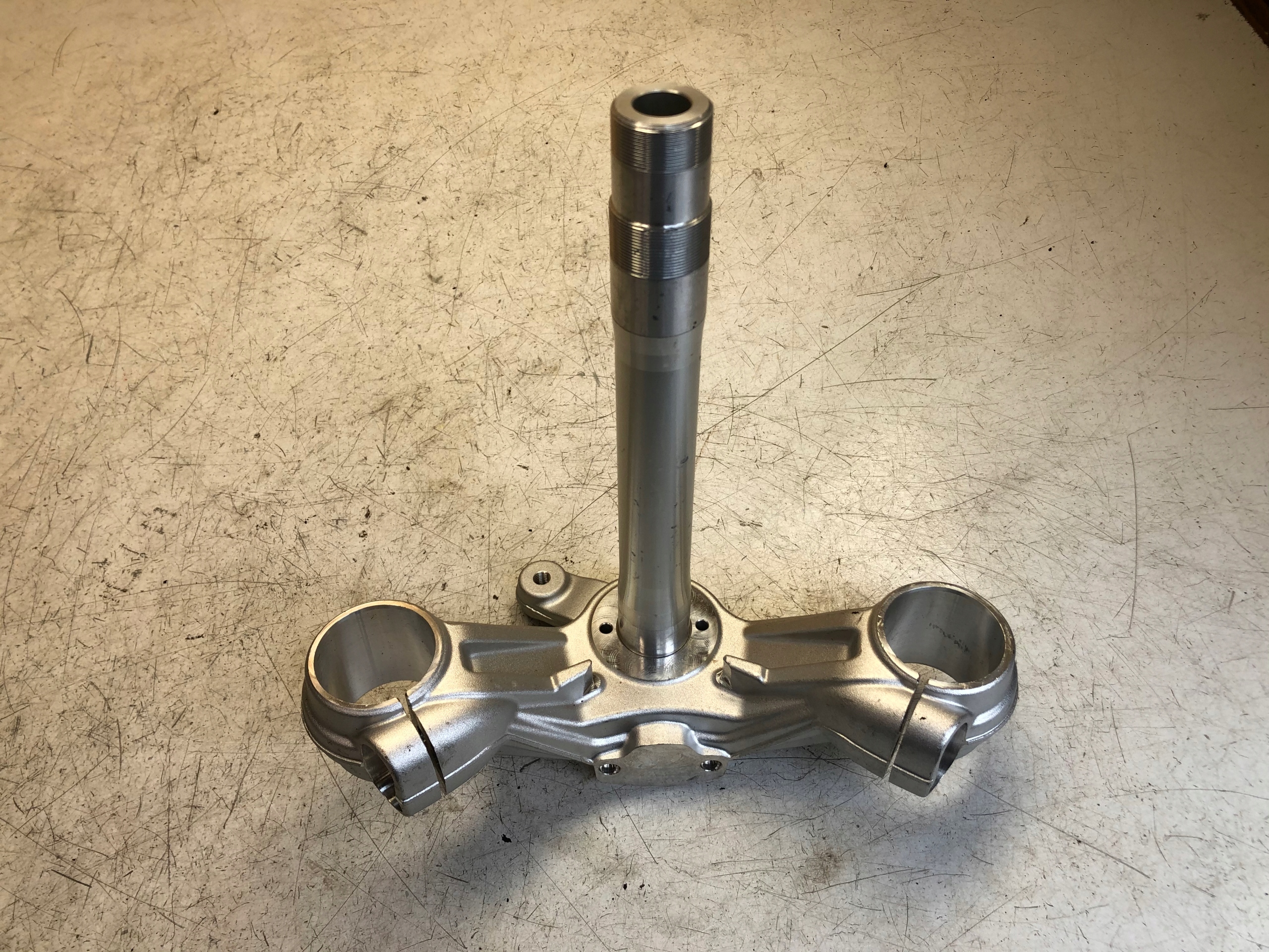 BMW POLKA DOLNA SZTYCA 8558482 Part number 8558482