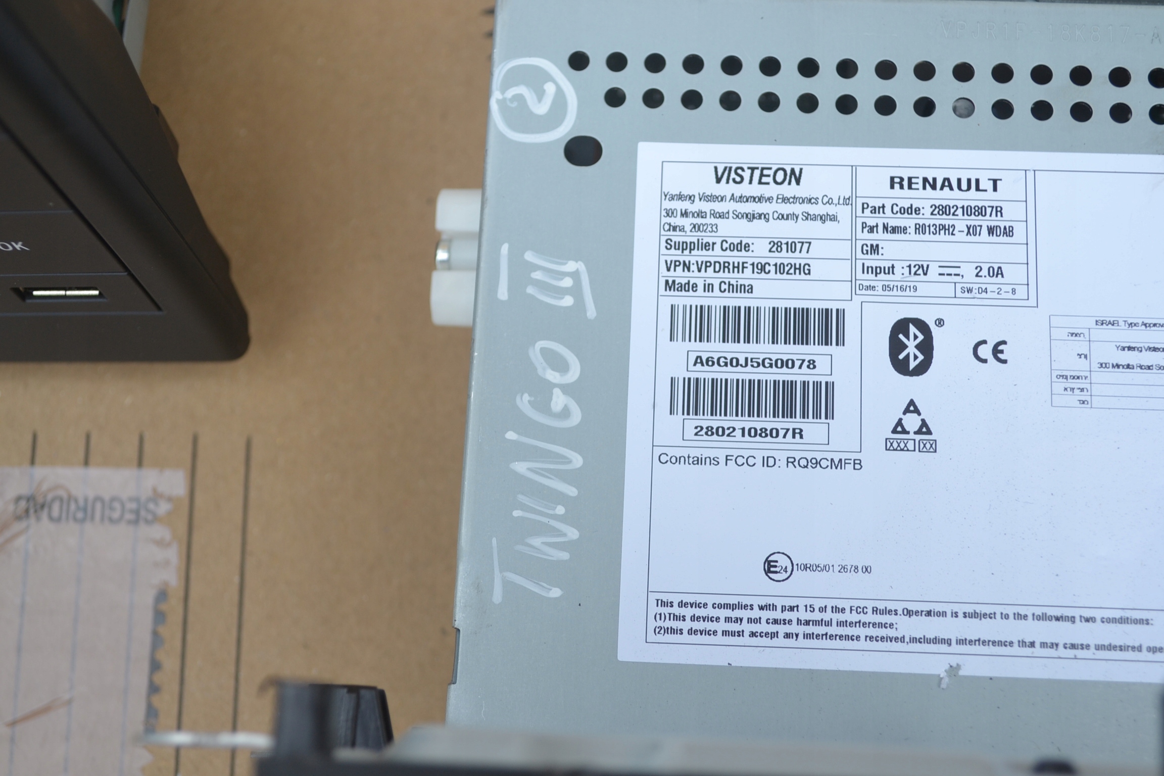 280210807R RADIO RENAULT TWINGO 3 III