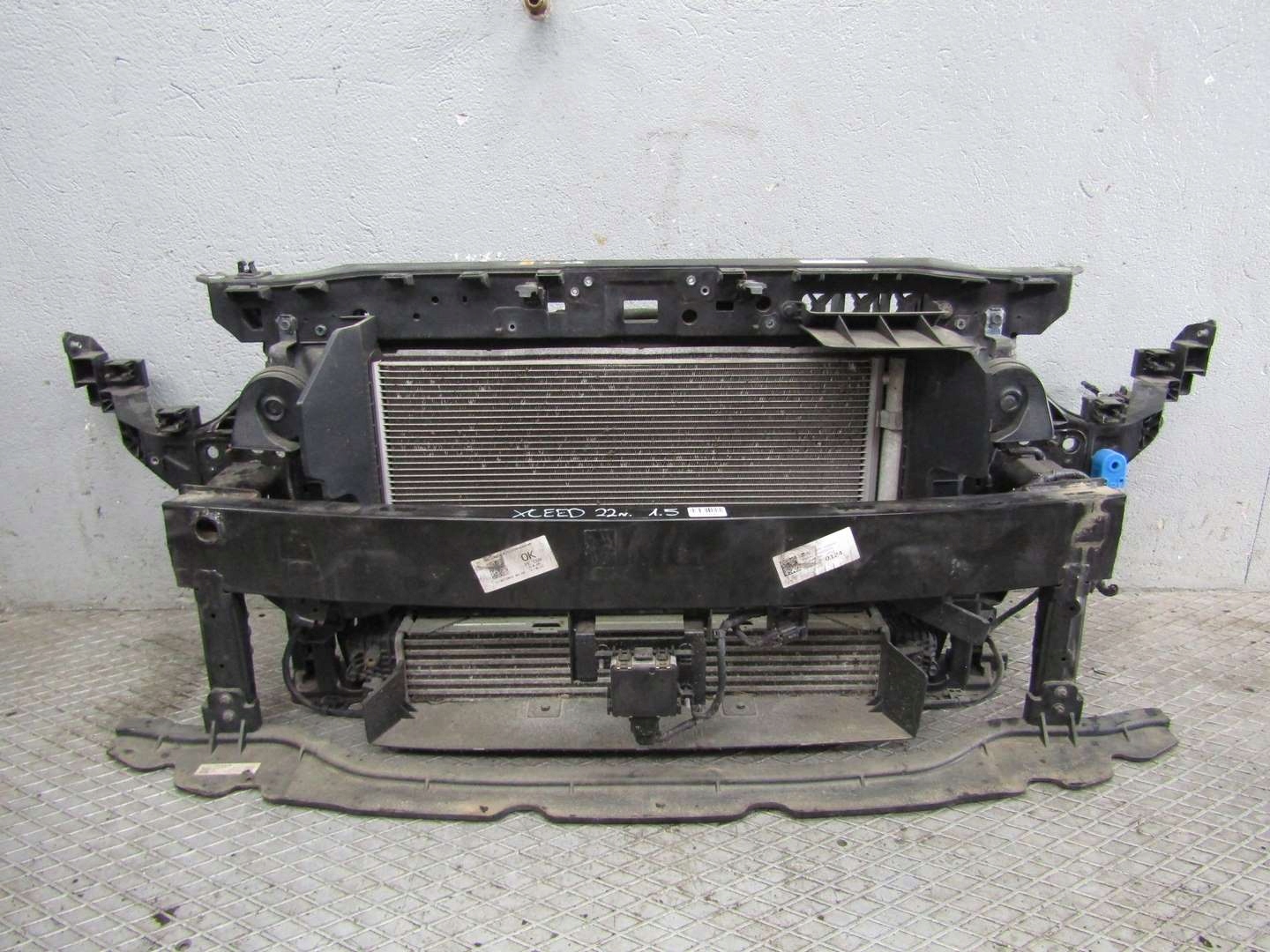 XCEED 1.5 T-GDI 22R PAS PRZEDNI WZMOCNIENIE CZOŁOWE CHŁODNICA WODY RADAR Typ samochodu 4x4/SUV Samochody osobowe